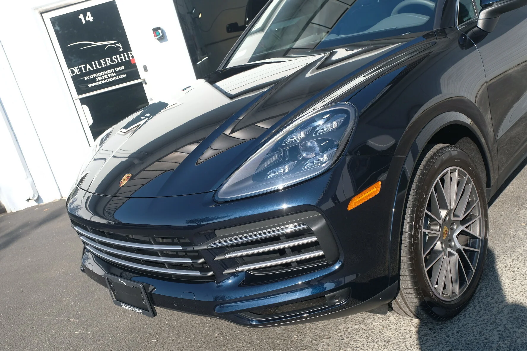 2020 Porsche Cayenne (Moonlight Blue Metallic) — DETAILERSHIP™