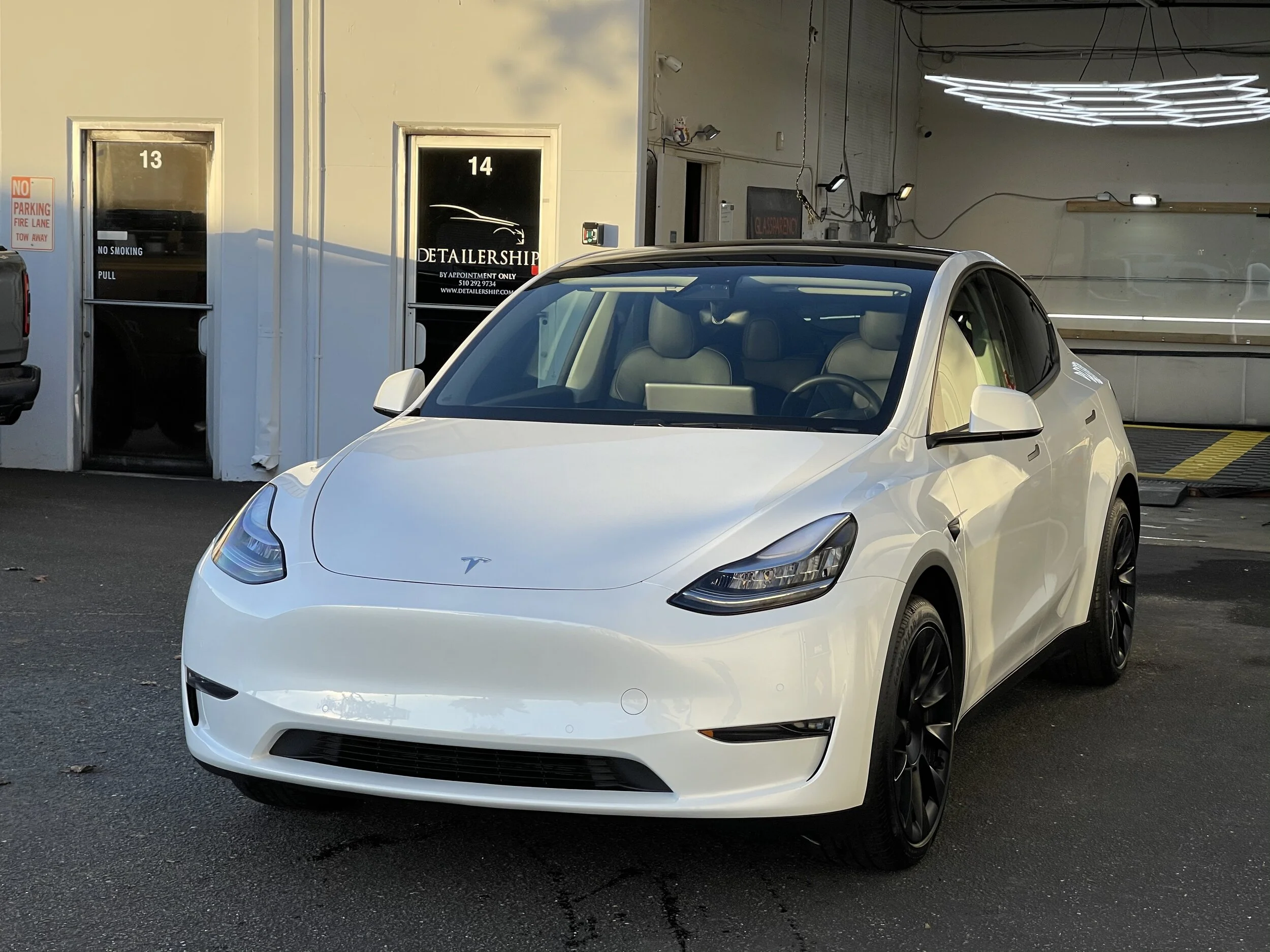 2020 Tesla Model Y (Multicoat White)