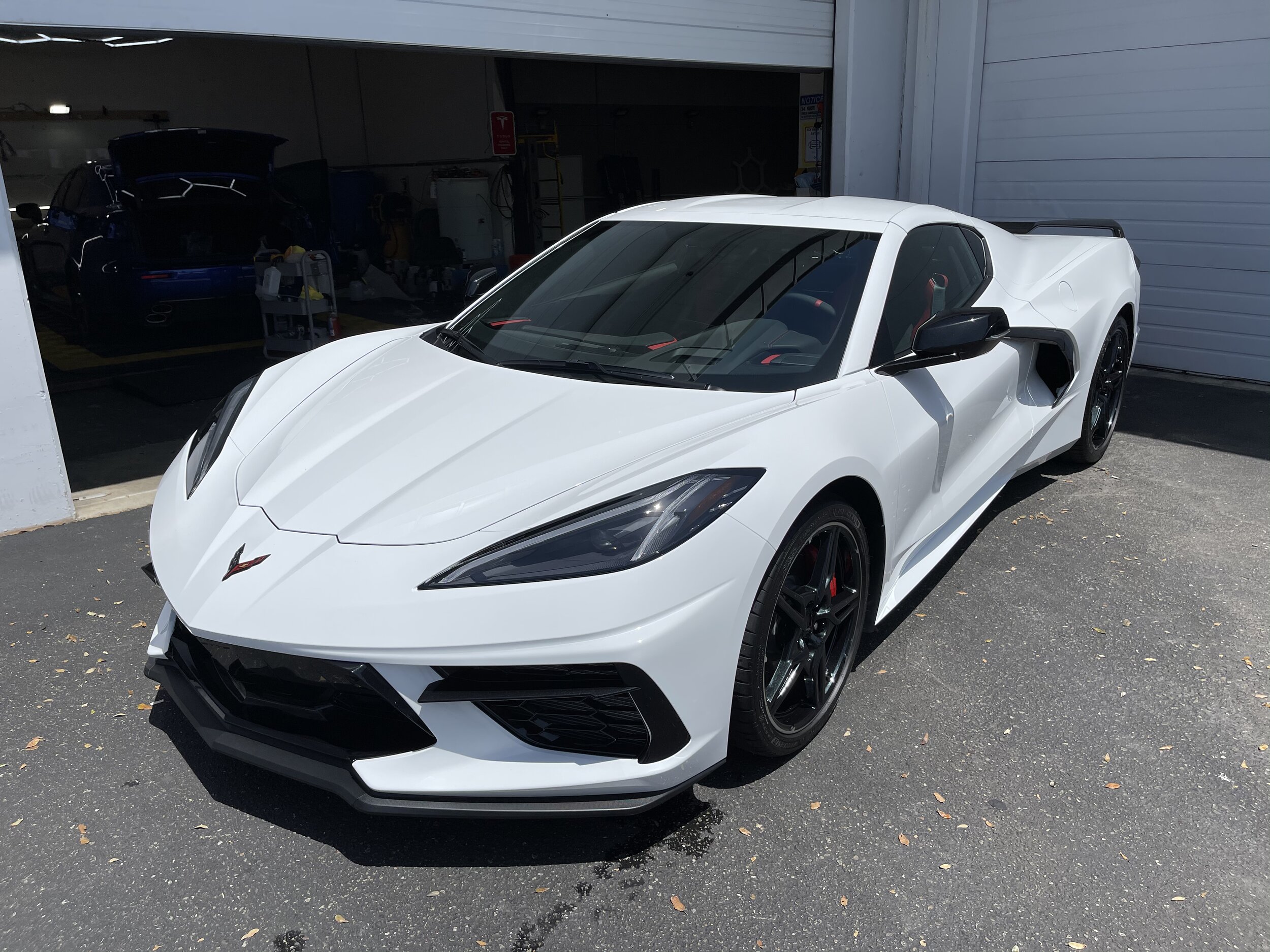 2020 Chevrolet Corvette C8 LT3 (Artic White)