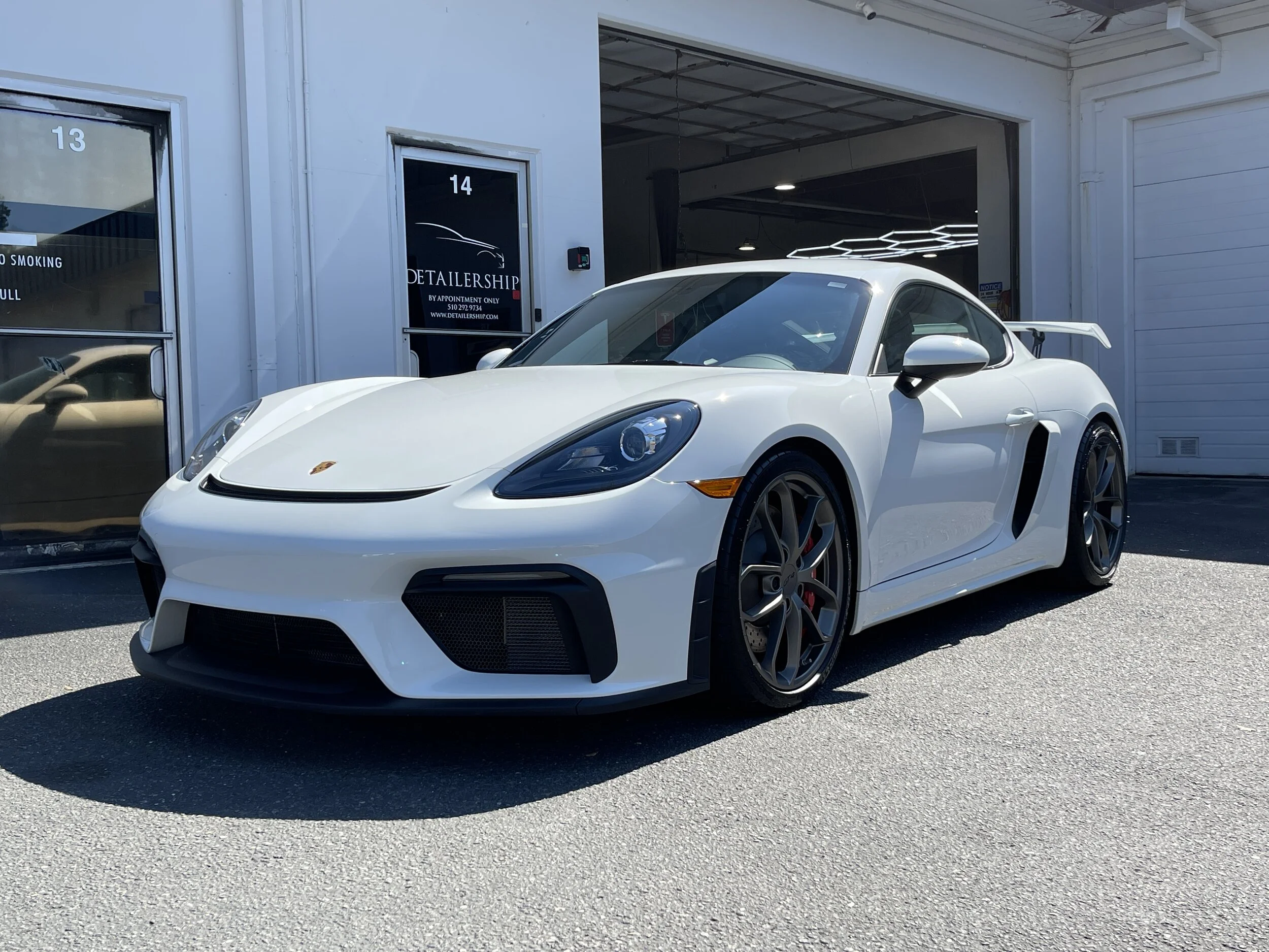 2020 Porsche 718 GT4 (White)