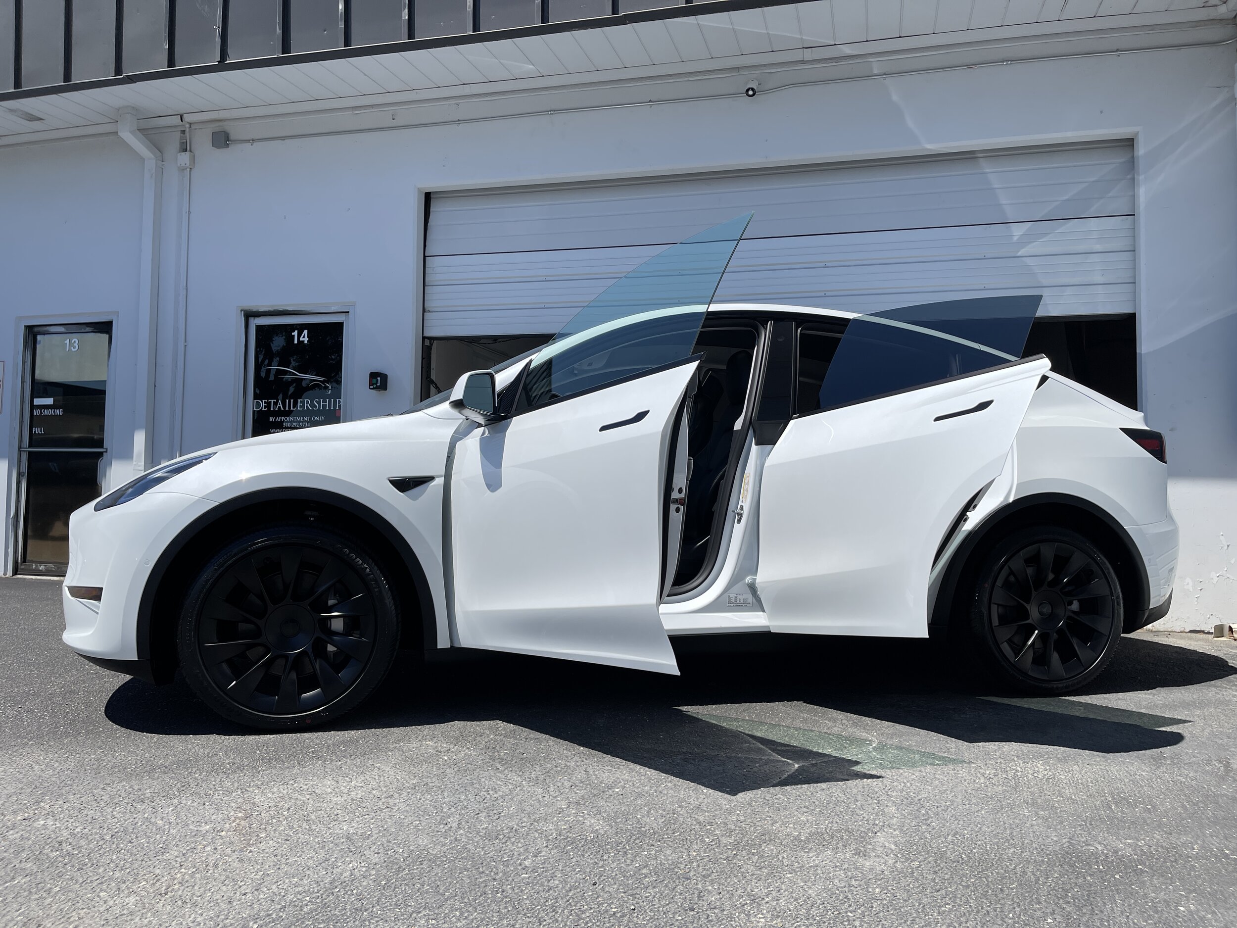 2021 Tesla Model Y (Multicoat White)
