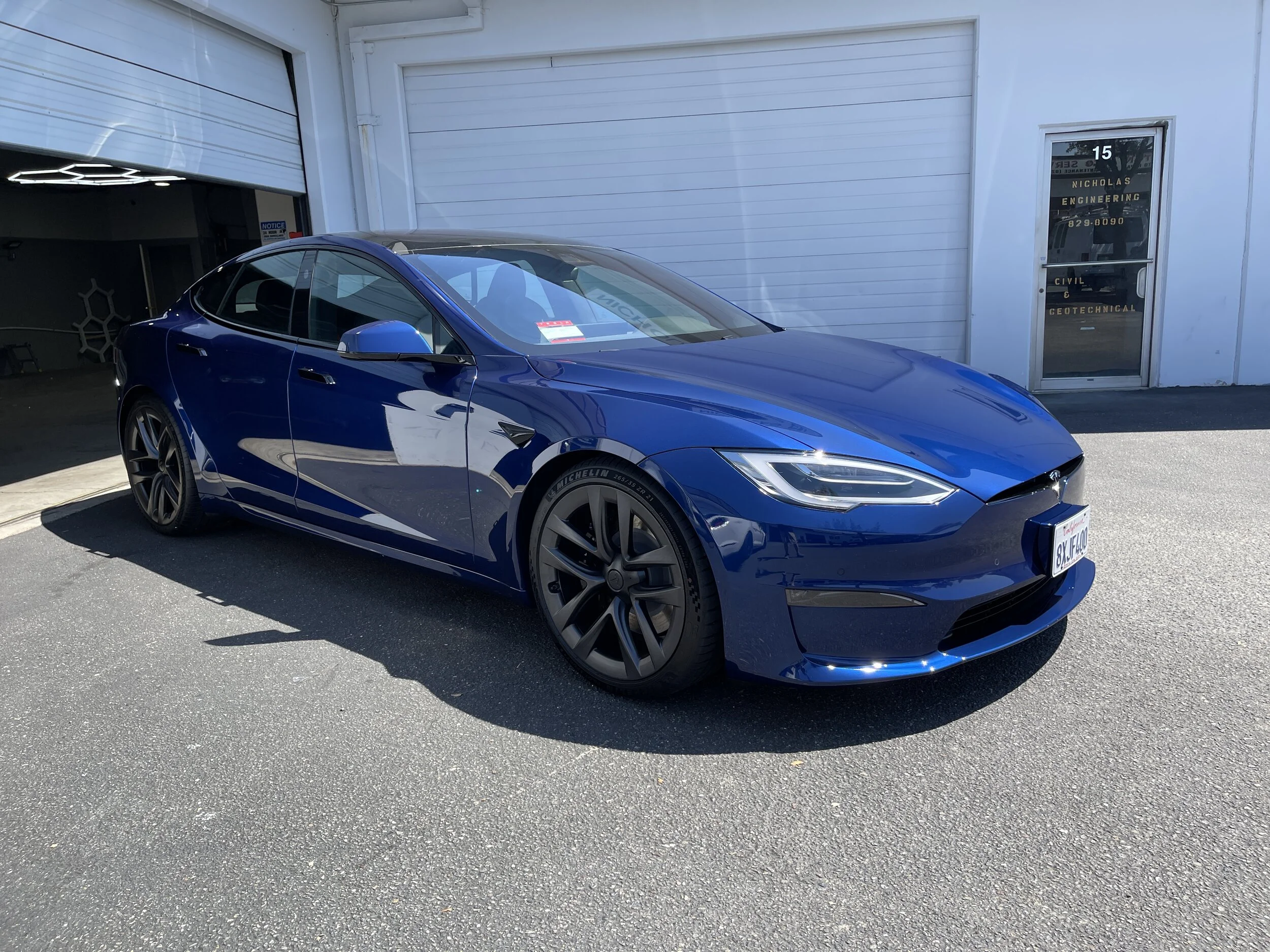 Tesla Model X Plaid Купить
