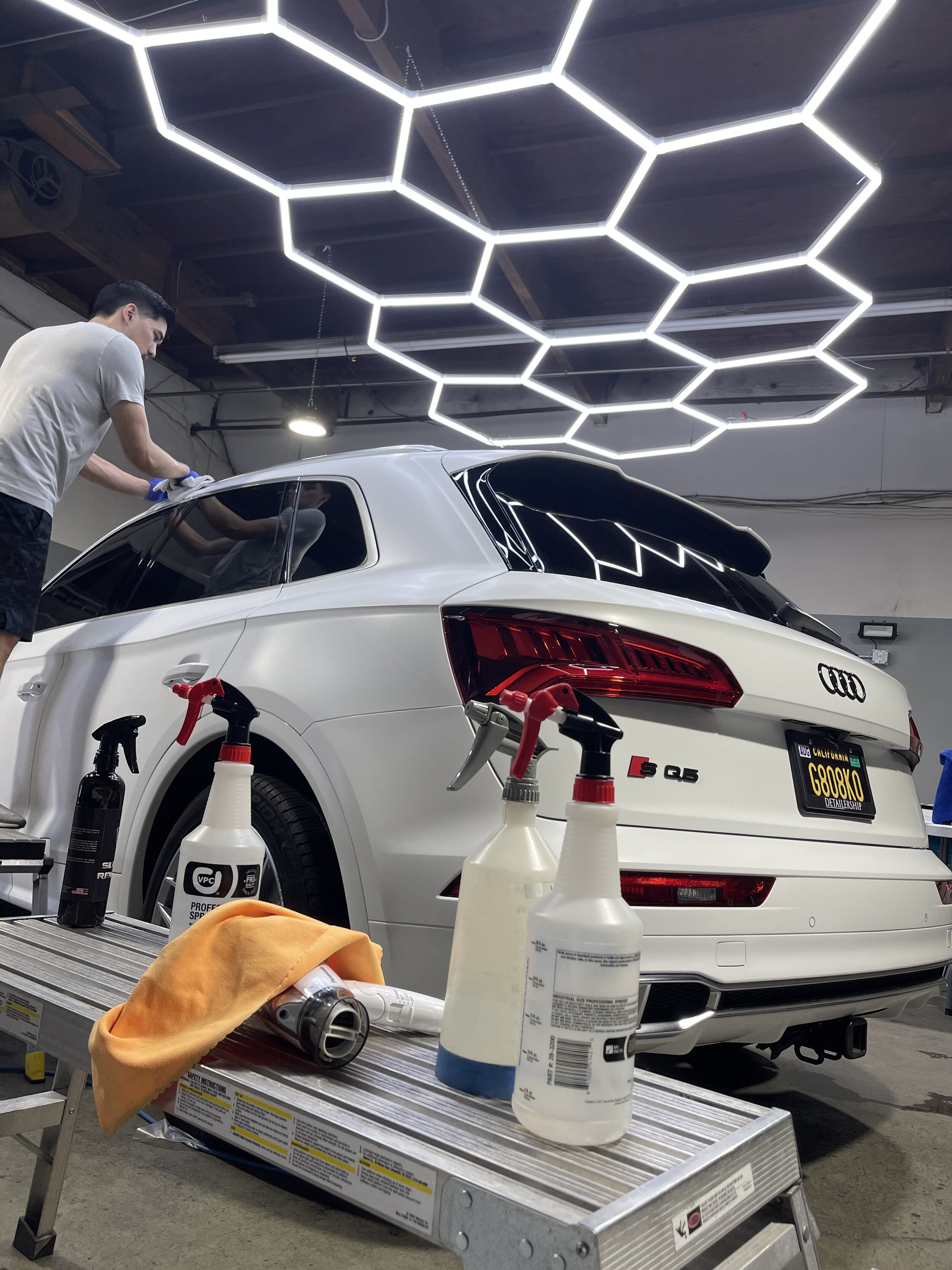 2018 Audi SQ5 (Ibis White)