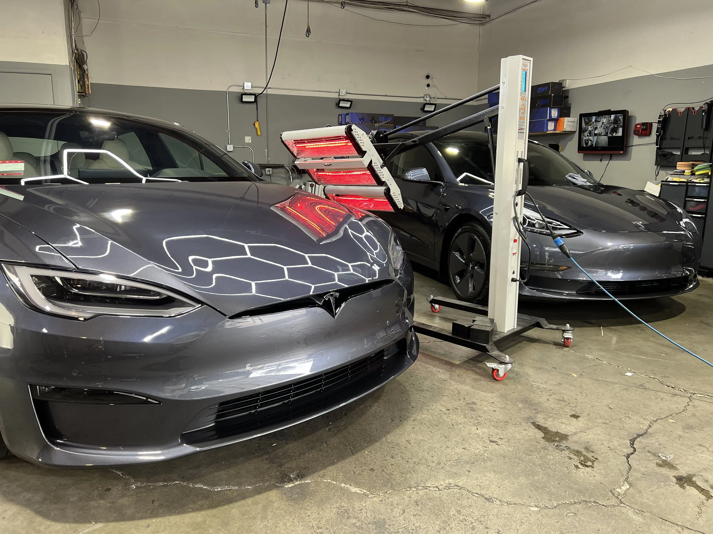 2021 Tesla Model S Plaid (Grey Metallic)