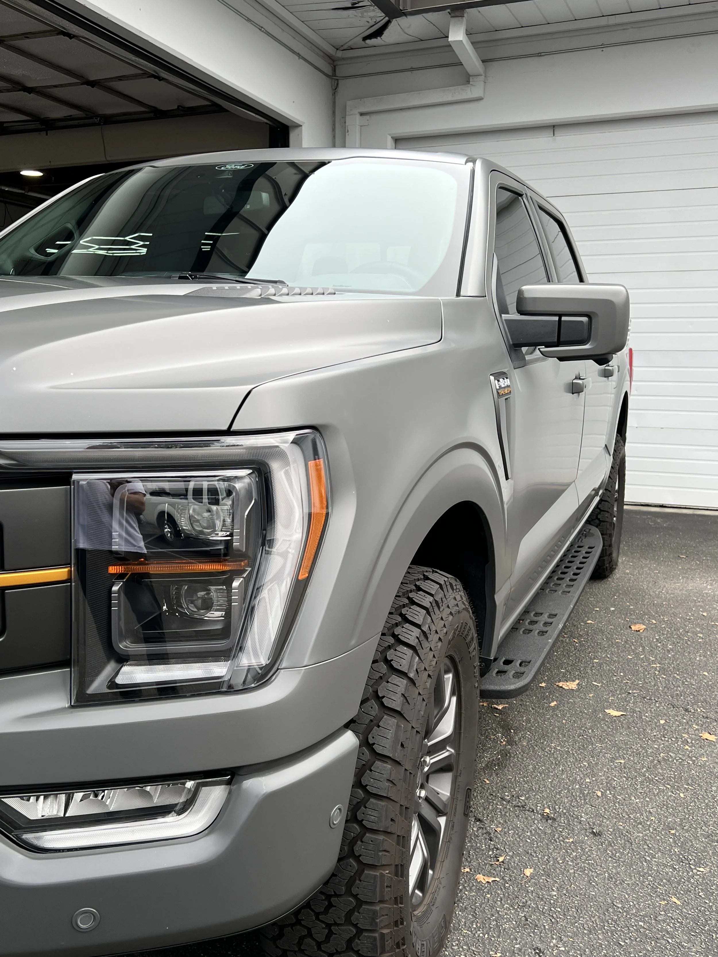 Ford F150 Custom Emblems – Leadfoot Gray & Gloss Black With Front Camera Hole – Pair