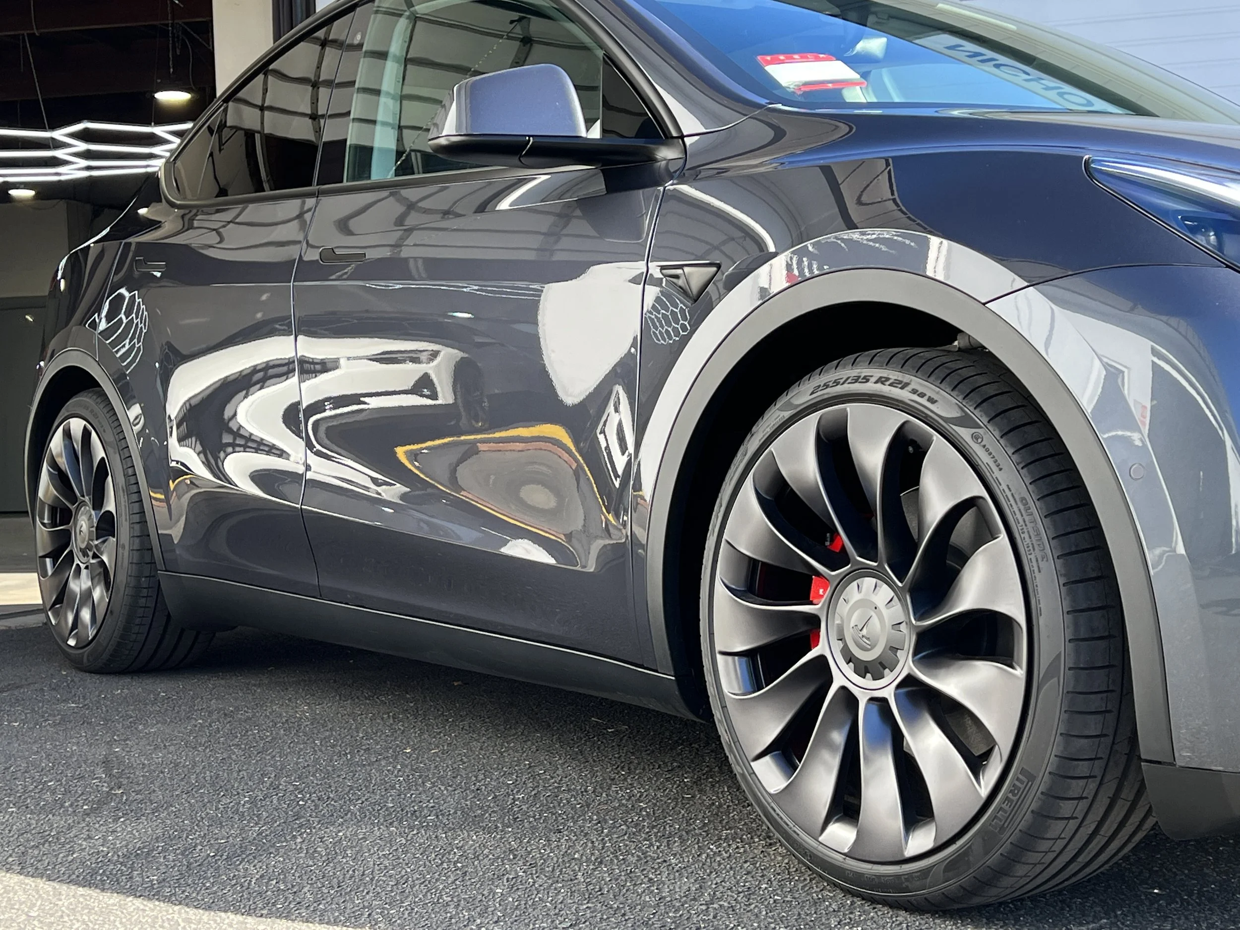 2022 Tesla Model Y (Grey Metallic)