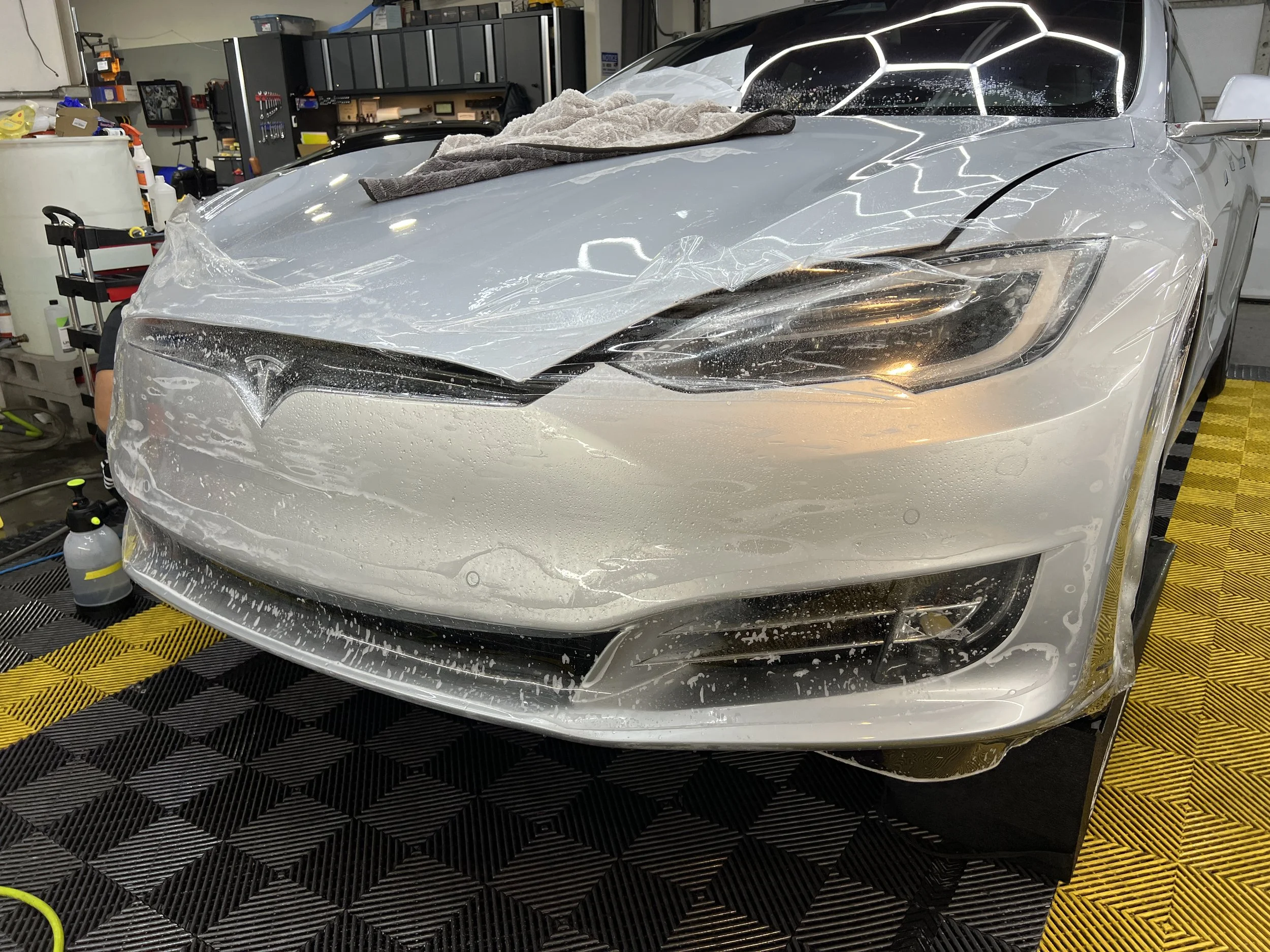 2018 Tesla Model S (Silver Metallic)