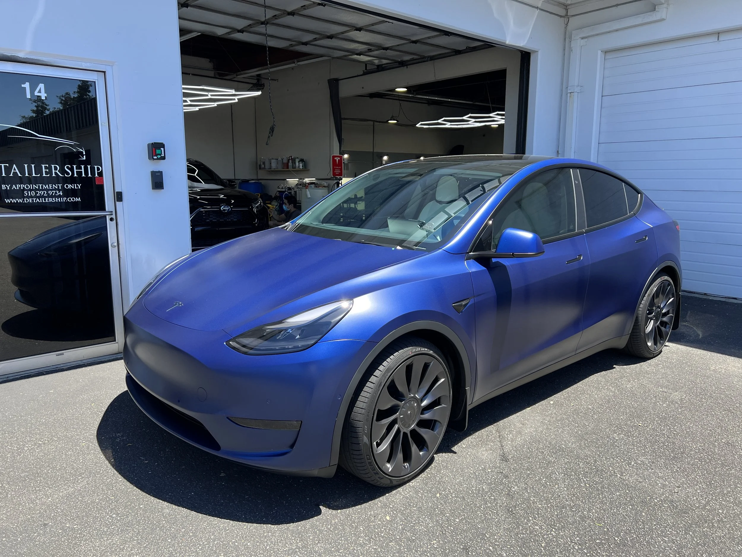 2022 Tesla Model Y Blue Metallic DETAILERSHIP 2022 Tesla Model Y Blue Metallic DETAILERSHIP
