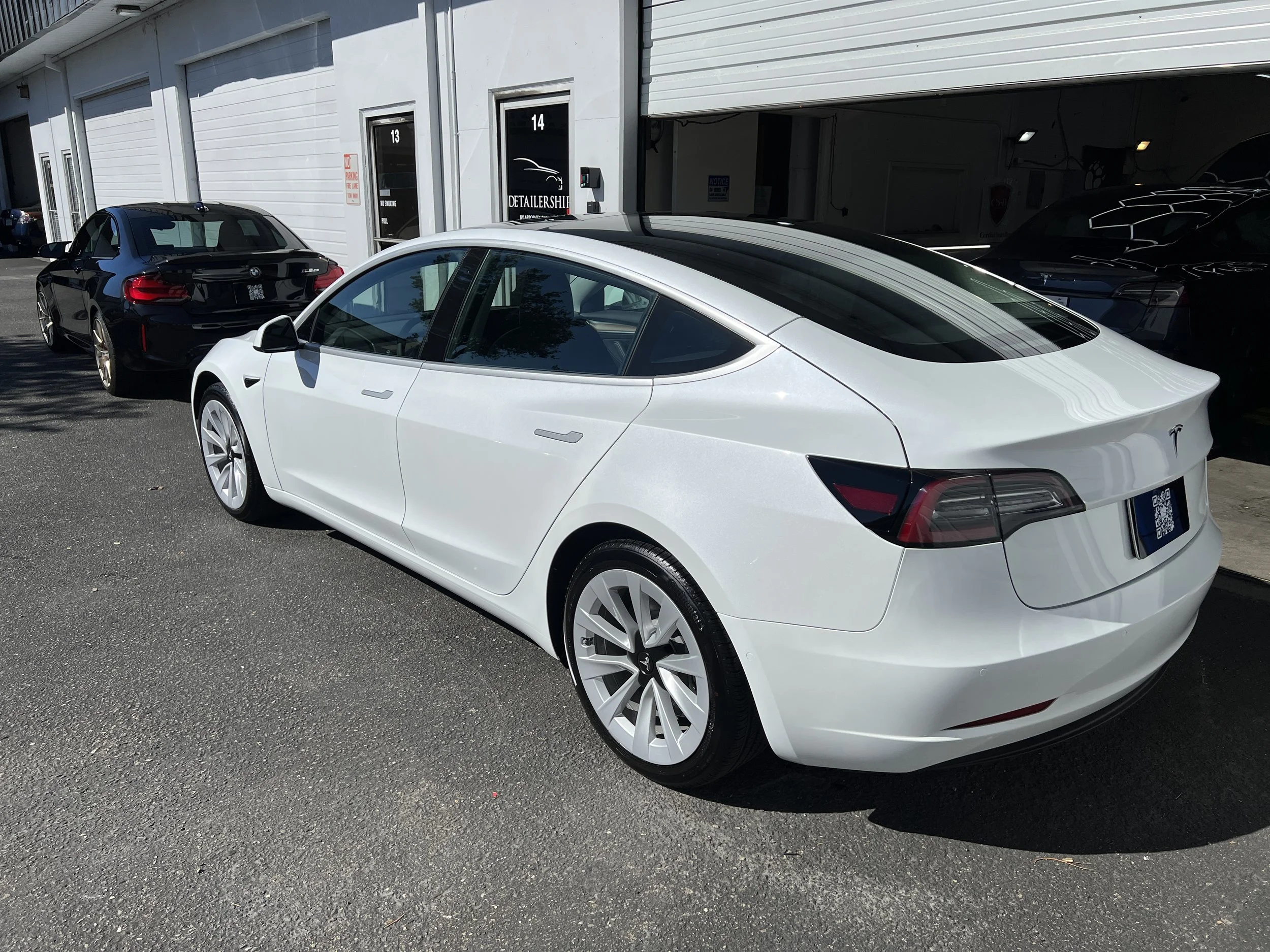 2022 Tesla Model 3 (Multicoat White)