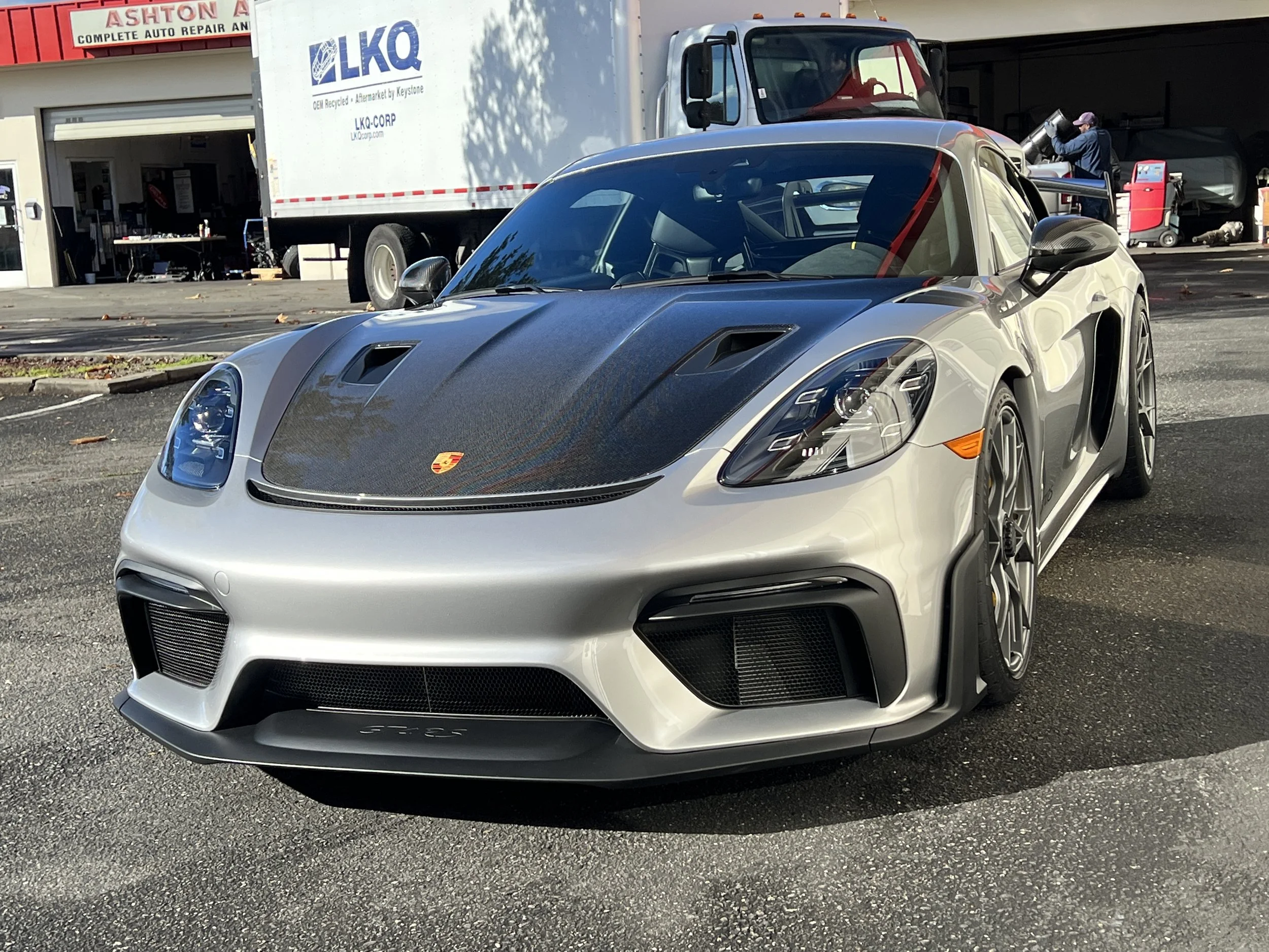 2022 Porsche Cayman GT4RS (GT Silver)