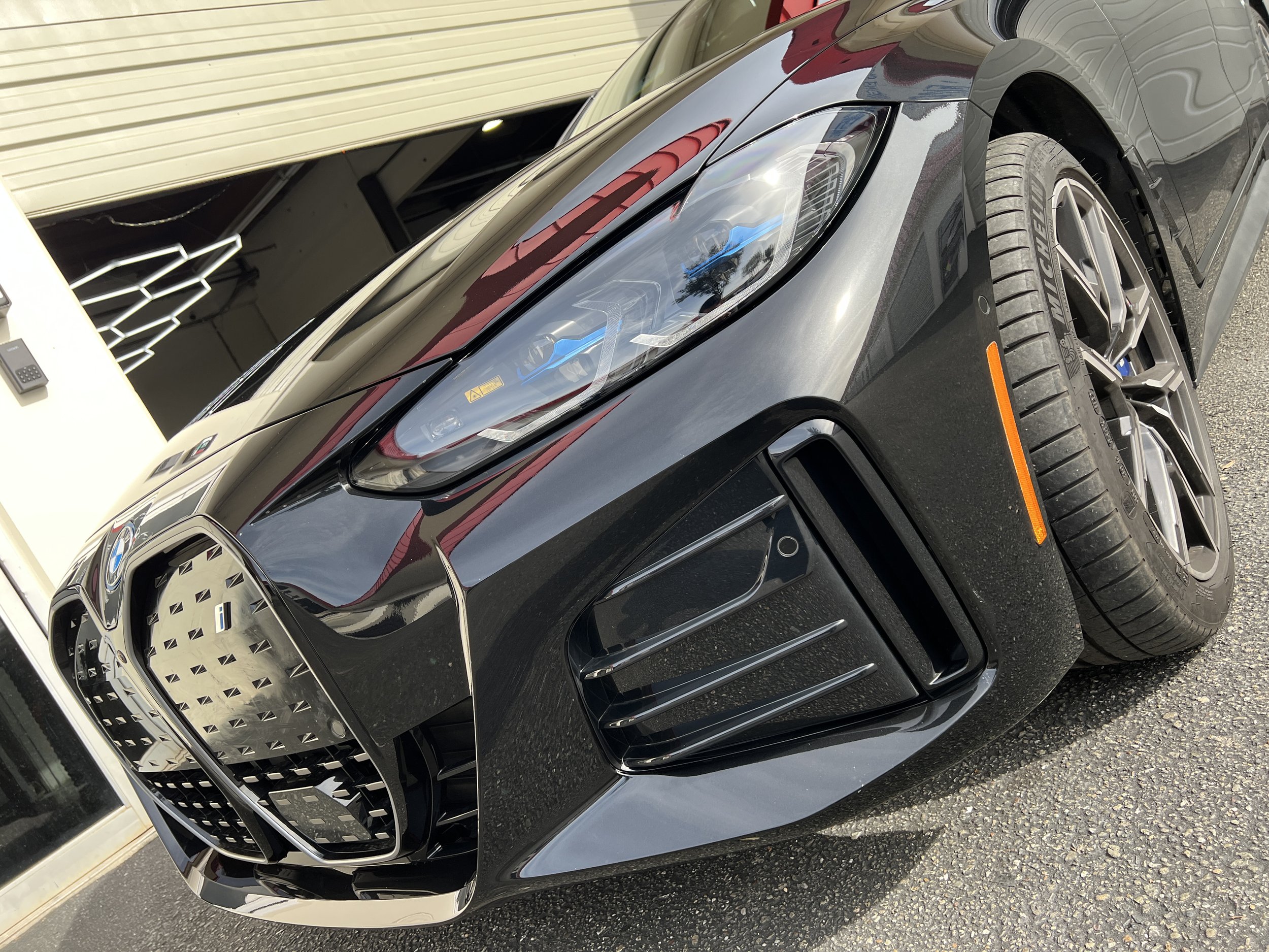 2022 BMW i4 (Black Sapphire Metallic) — DETAILERSHIP™