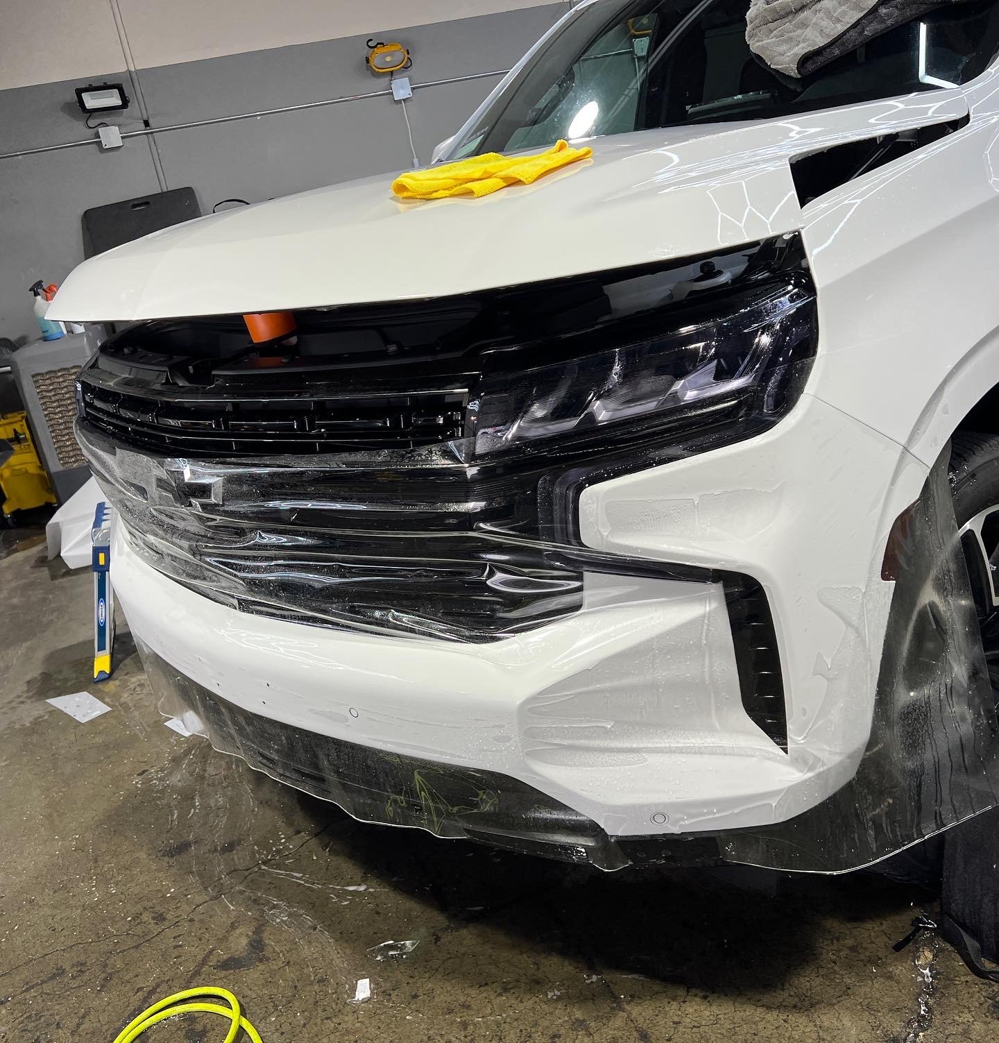 2023 Chevrolet Tahoe RST (Summit White)