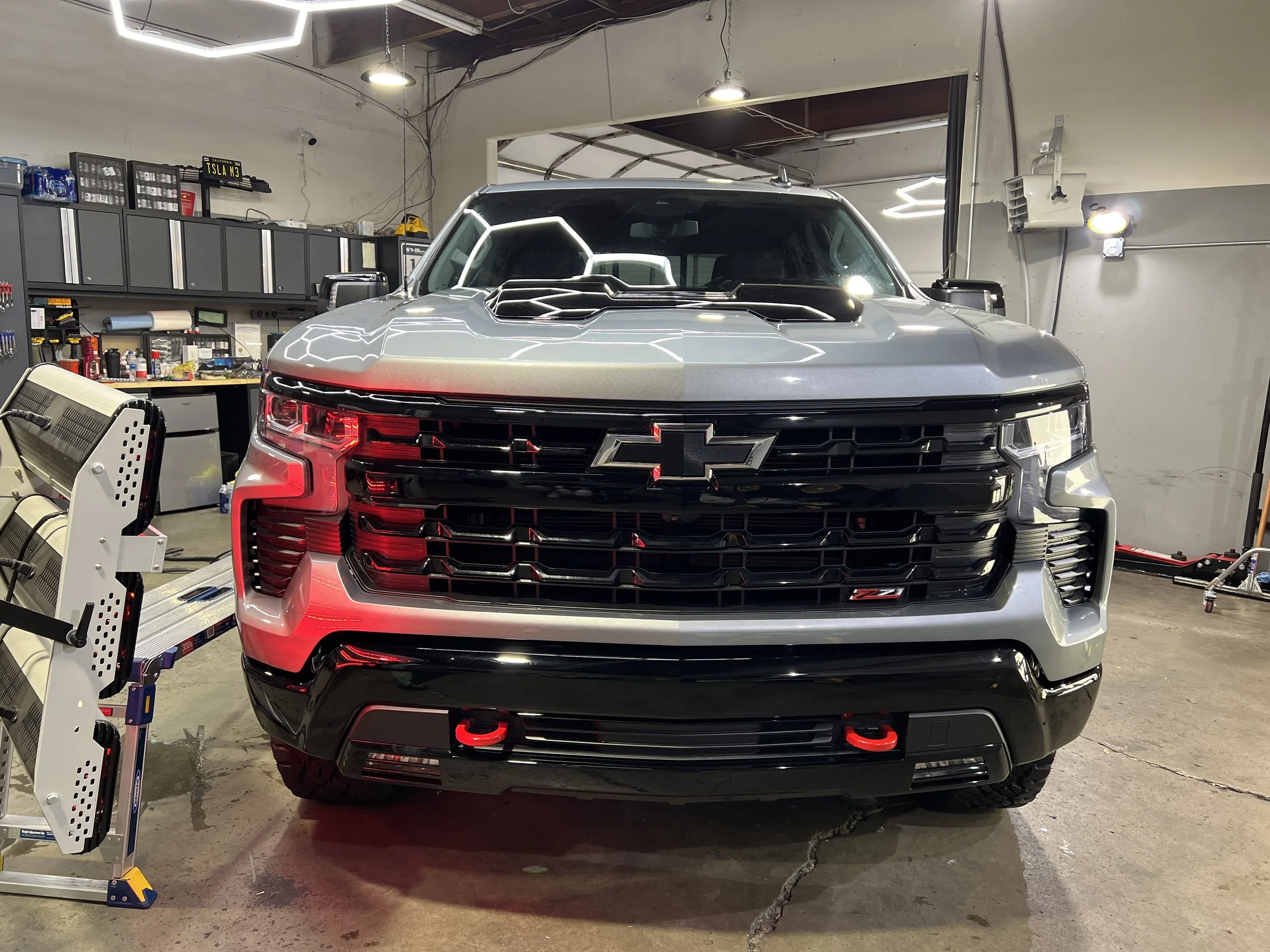 2023 Chevrolet Silverado Trail Boss (STERLING GRAY METALLIC)