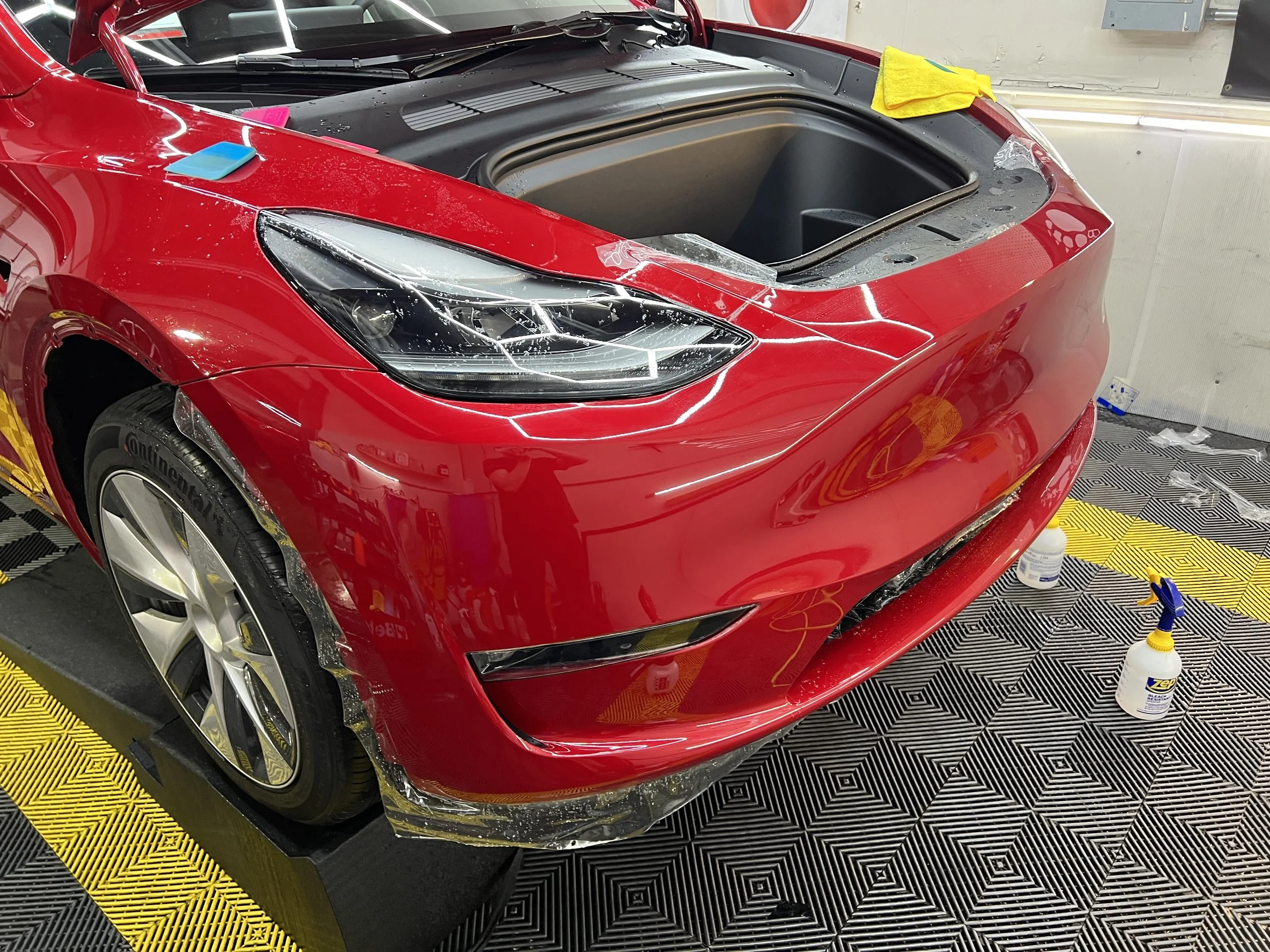 2023 Tesla Model Y (Multicoat Red)