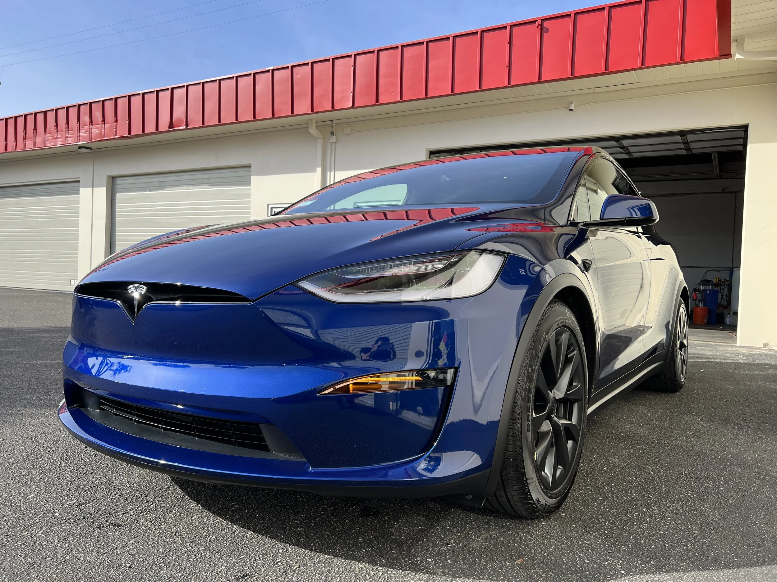 2023 Tesla Model X (Blue Metallic)