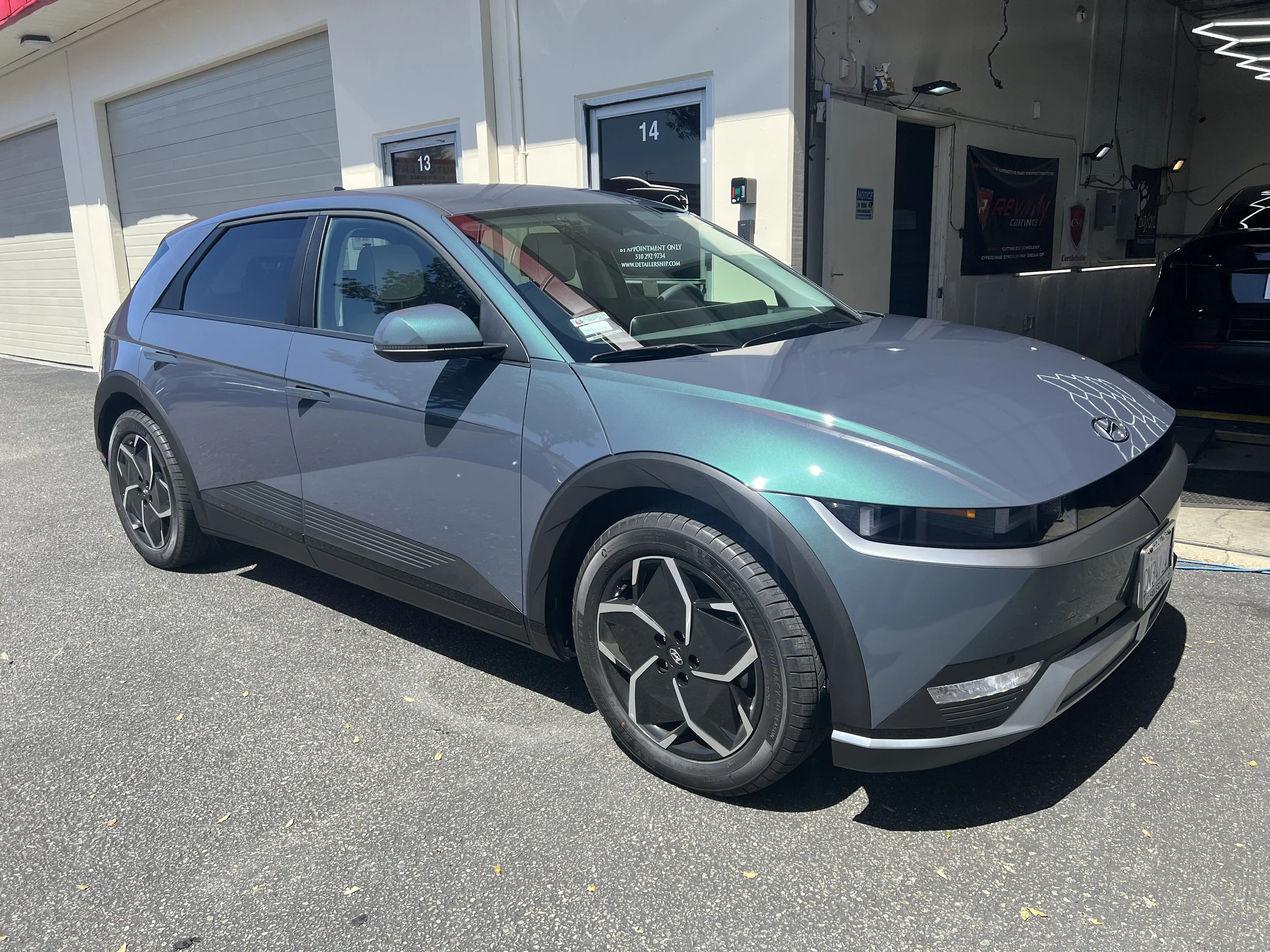 2023 Hyundai Ioniq5 (Digital Teal)