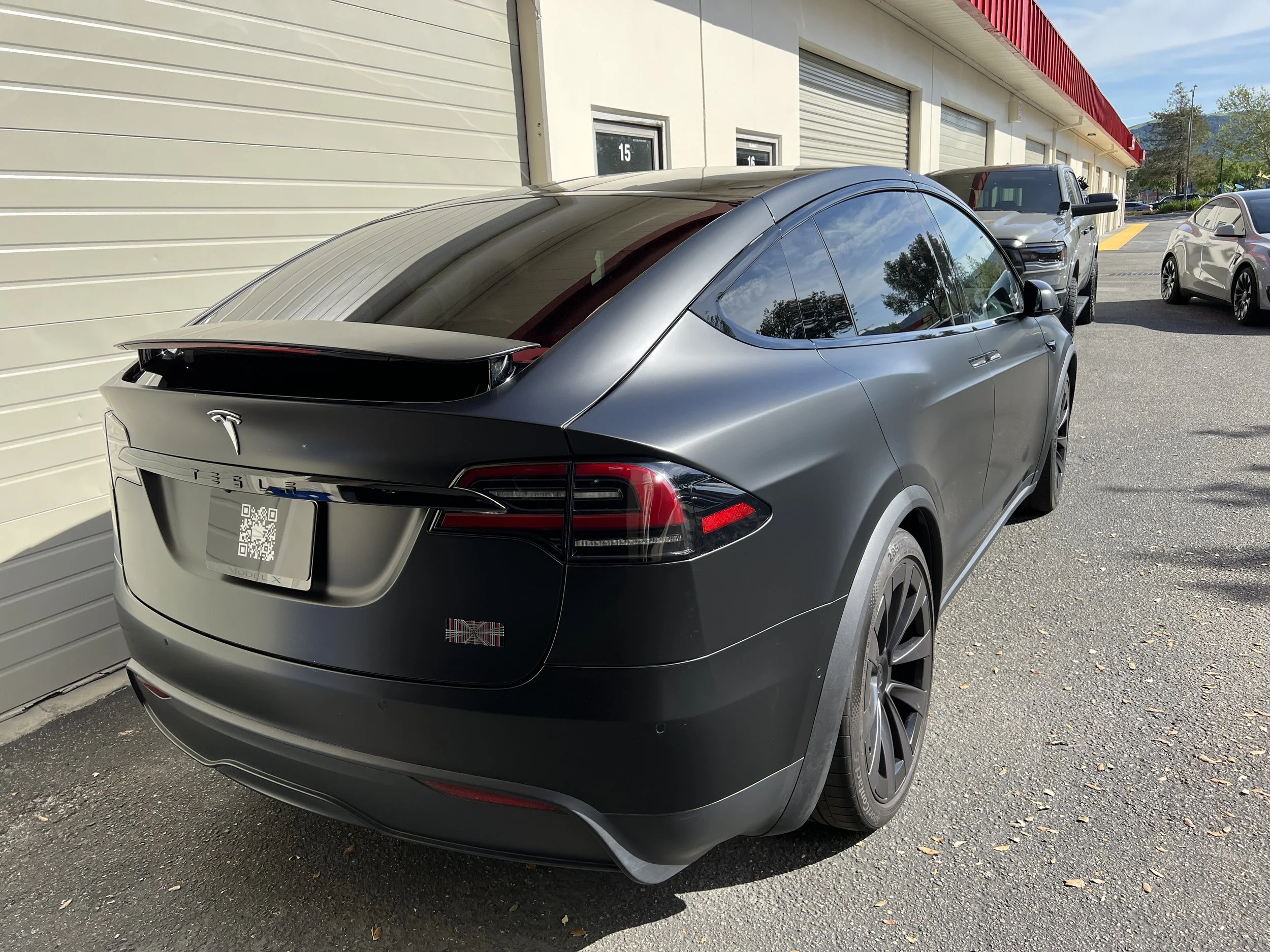 2022 Tesla Model X (Black)