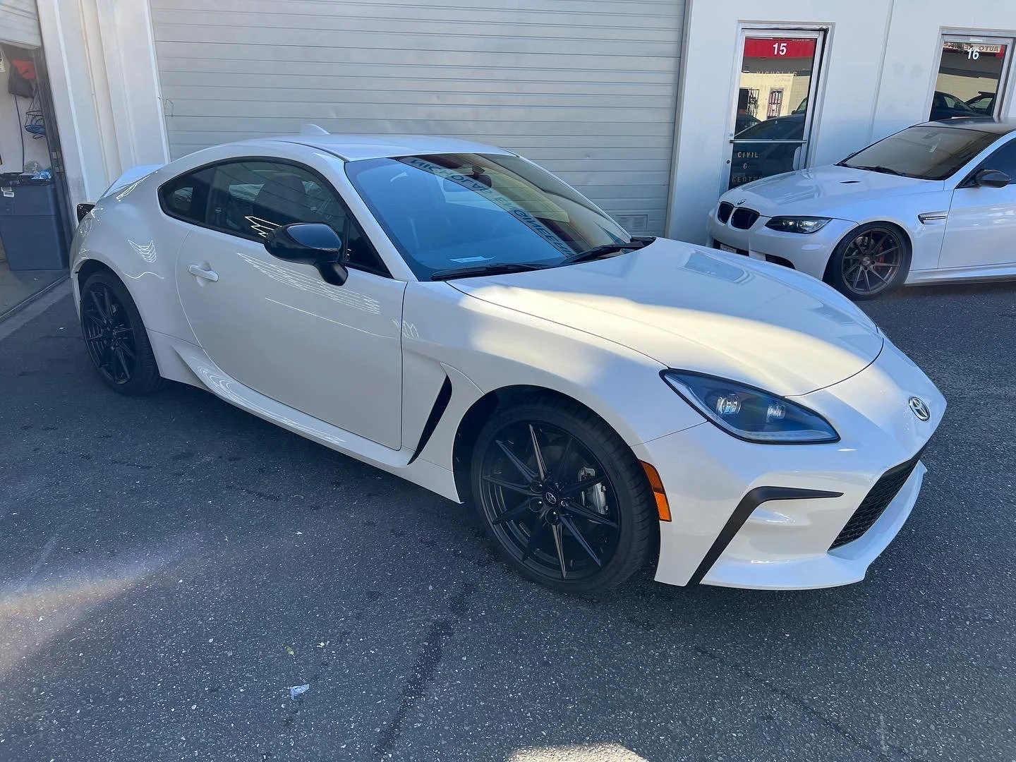 2023 Toyota GR86 (Halo White)