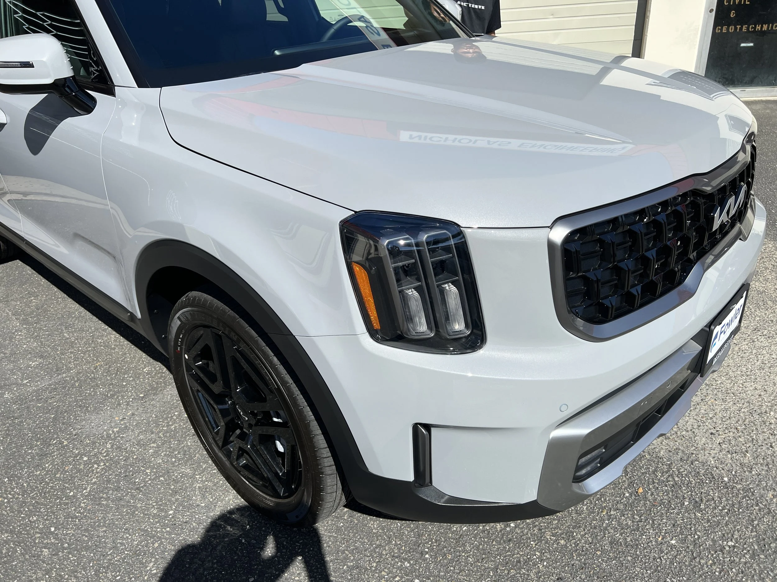 2023 Kia Telluride (Wolf Grey)