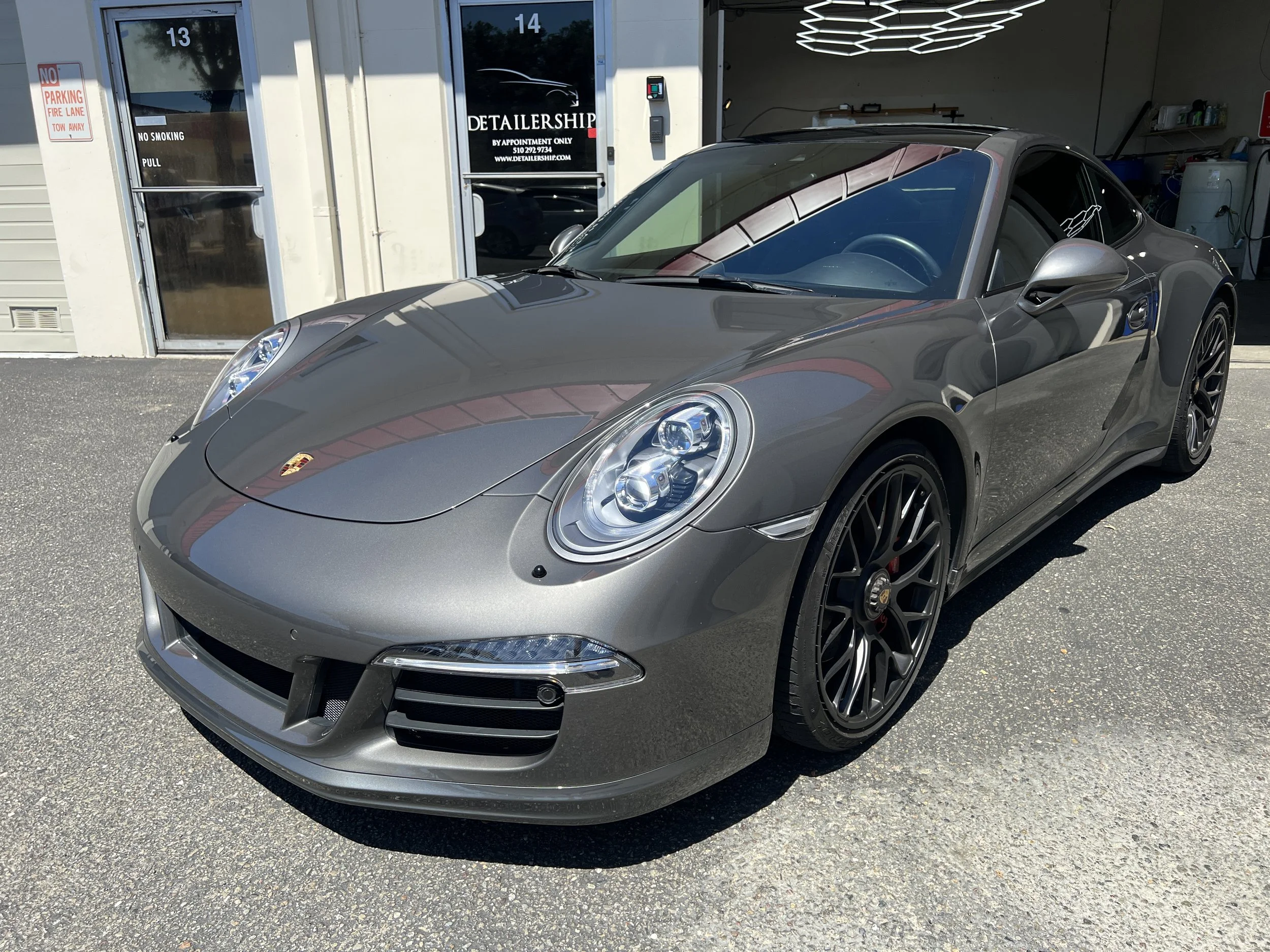 2015 Porsche Carrera 911 GTS (Agate Grey)
