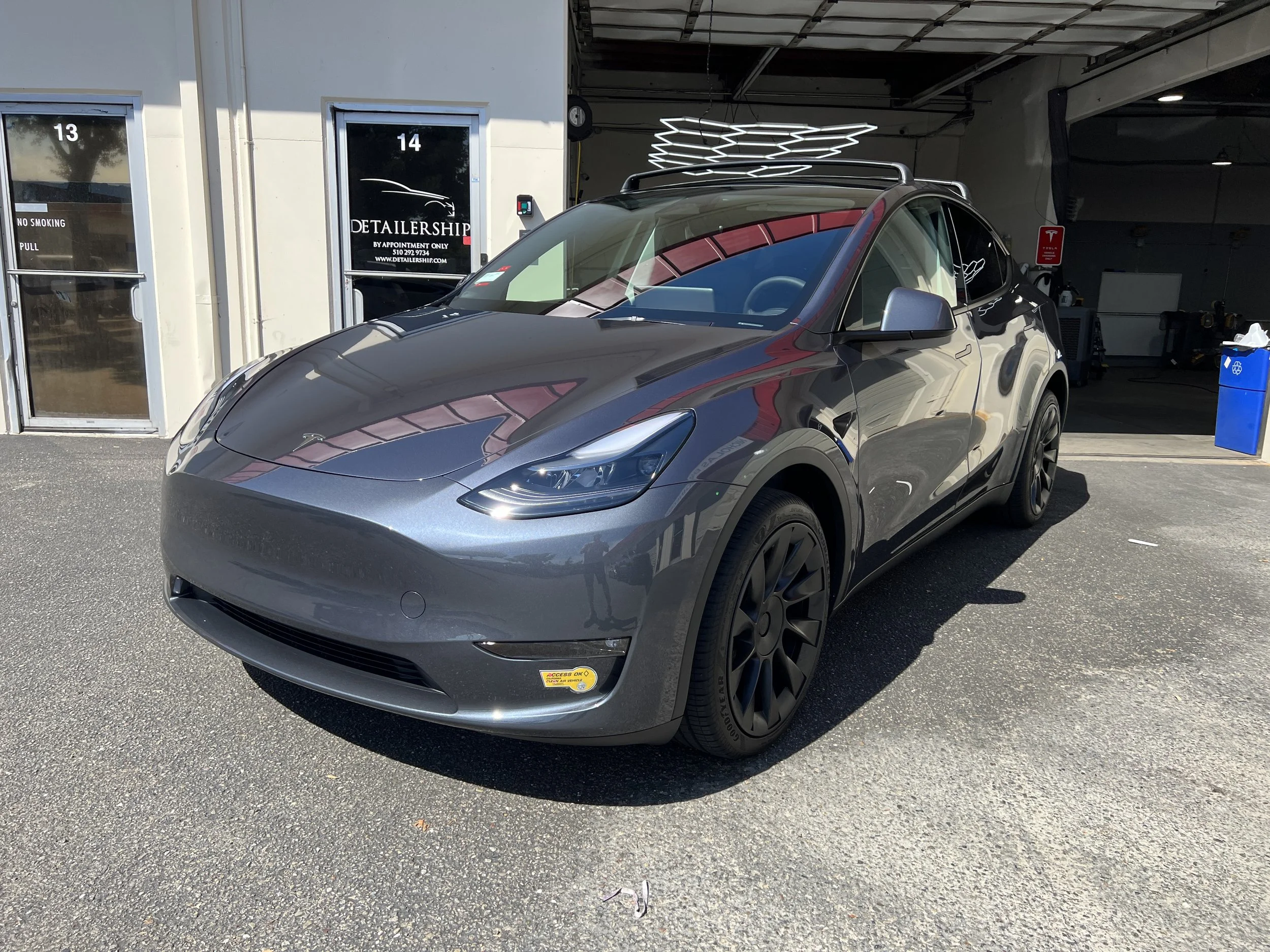 2023 Tesla Model Y (Grey Metallic)