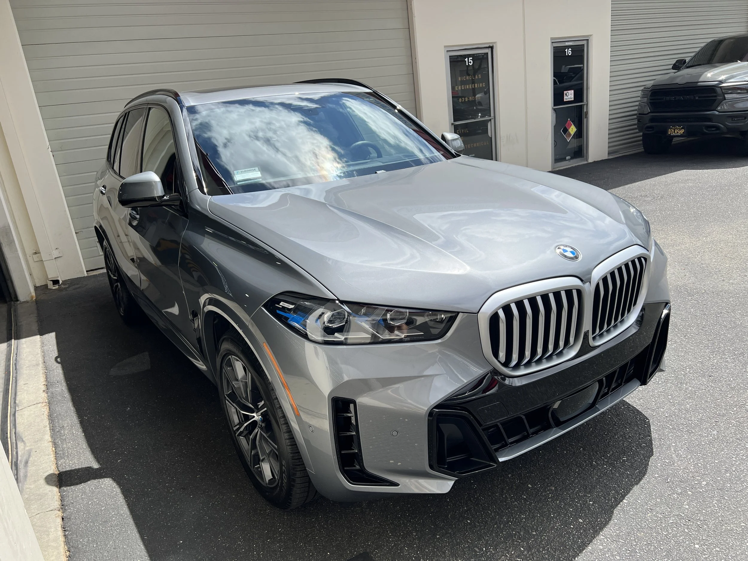 2023 BMW X5 (Skyscraper Grey)