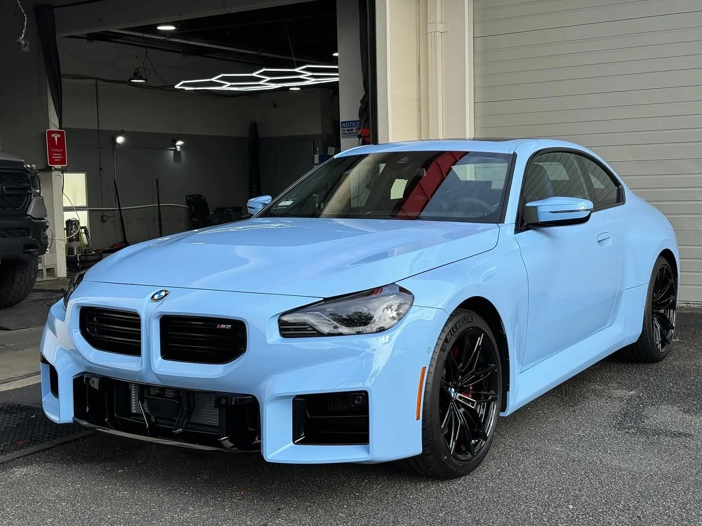 2023 BMW M2 (Zandvoort Blue)