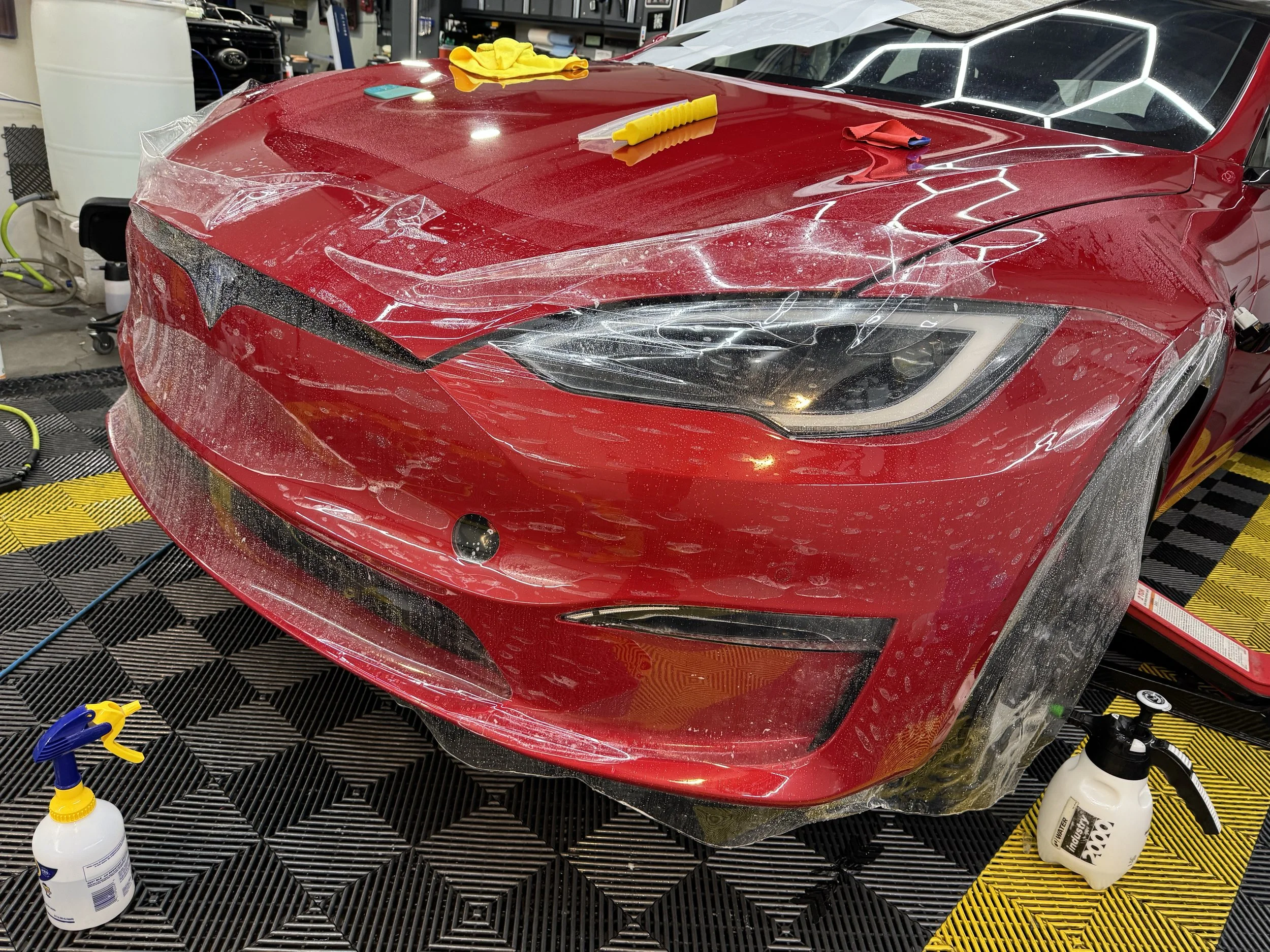 2022 Tesla Model S (Multicoat Red)