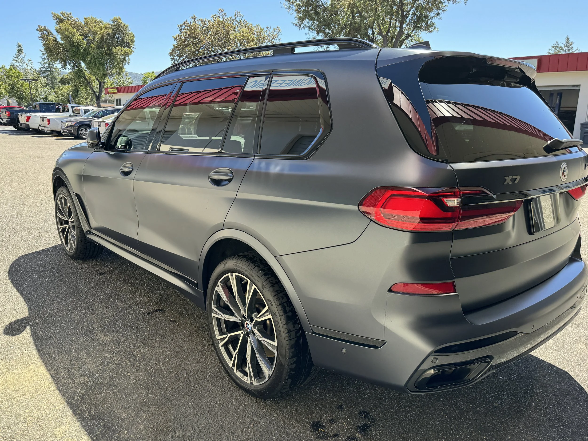 2022 BMW X7 (Phytonic Blue)