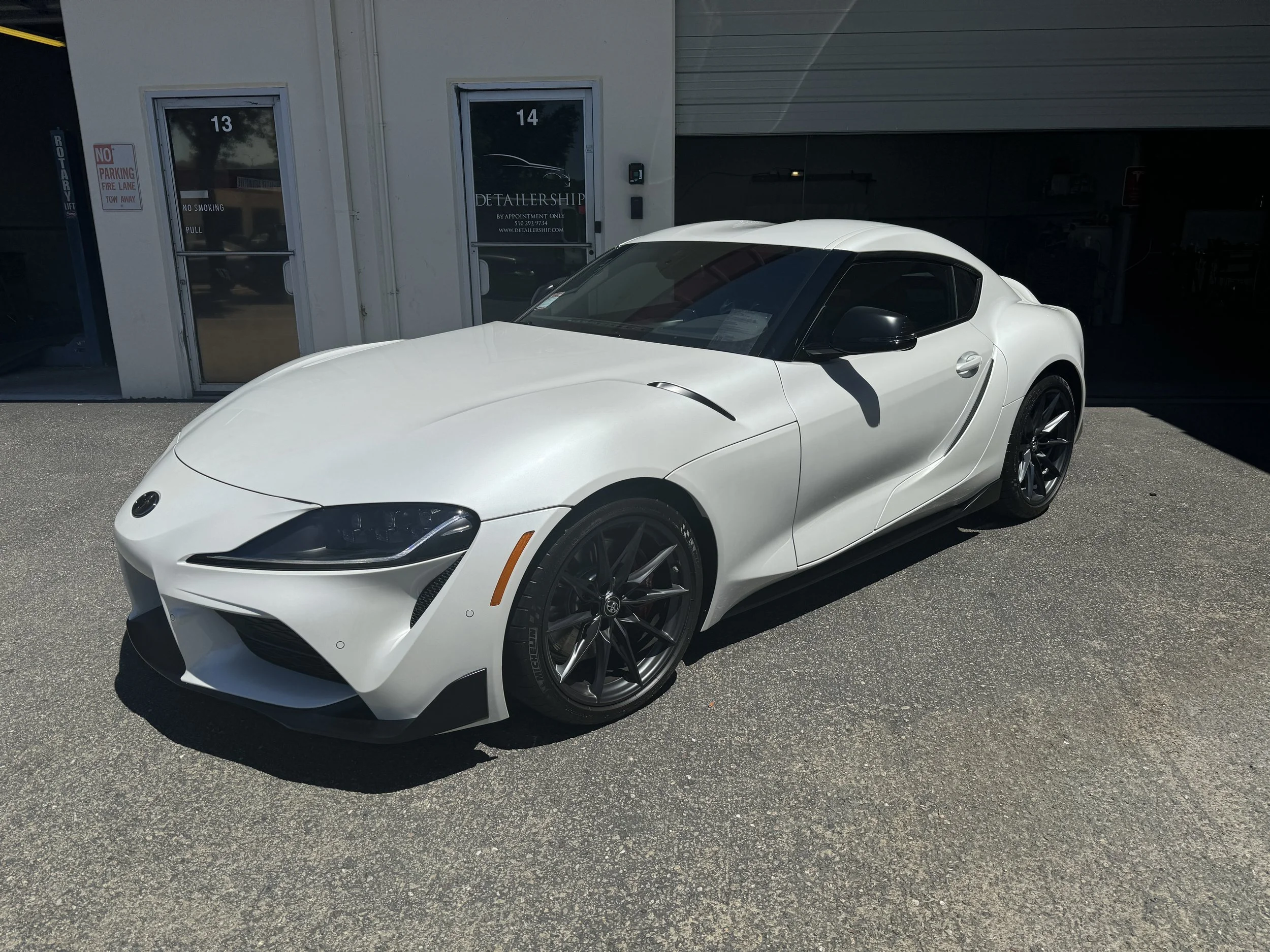 2024 Toyota Supra 6MT (Absolute Zero)