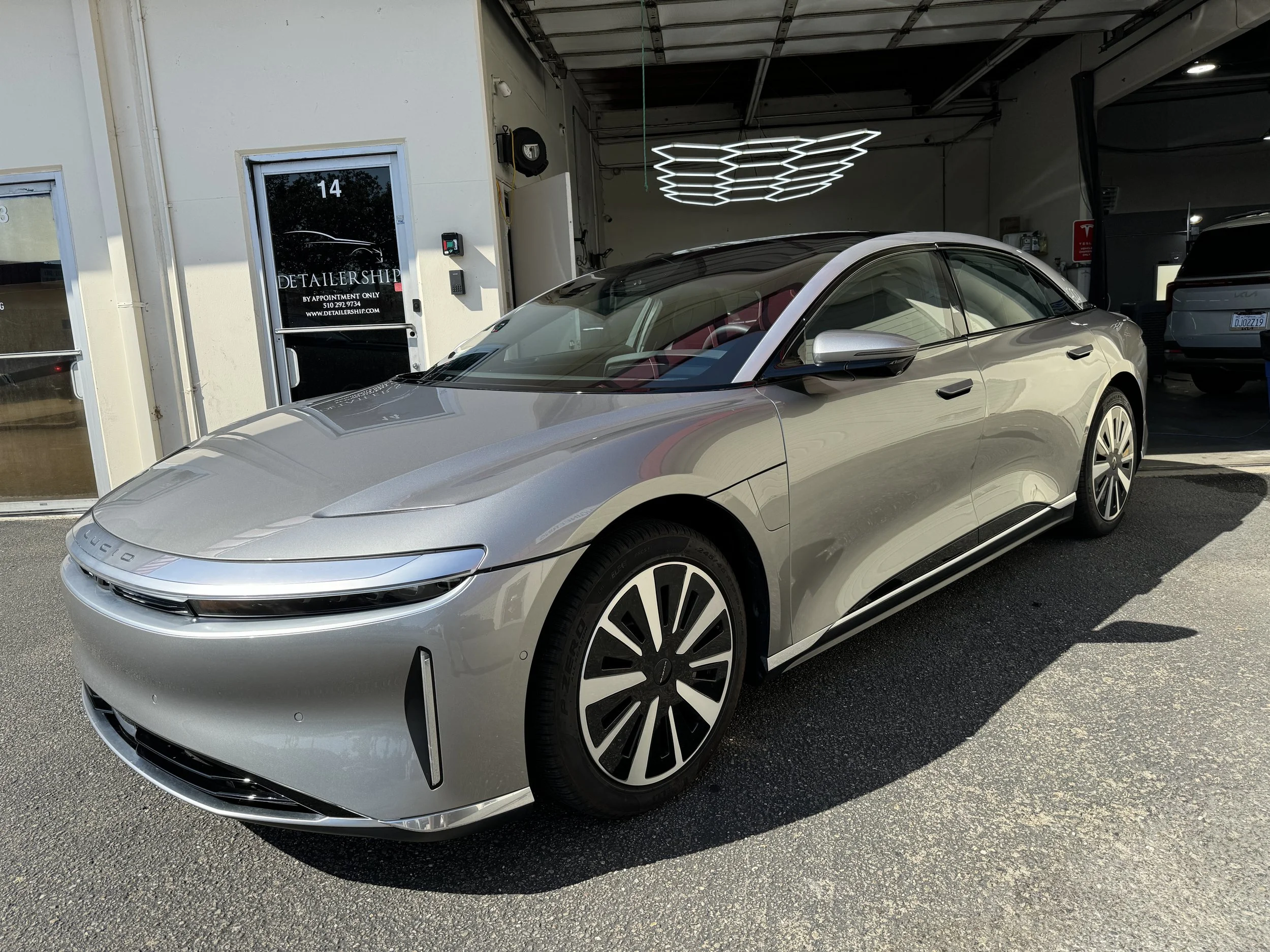 2023 Lucid Air Touring (Cosmos Silver Metallic)
