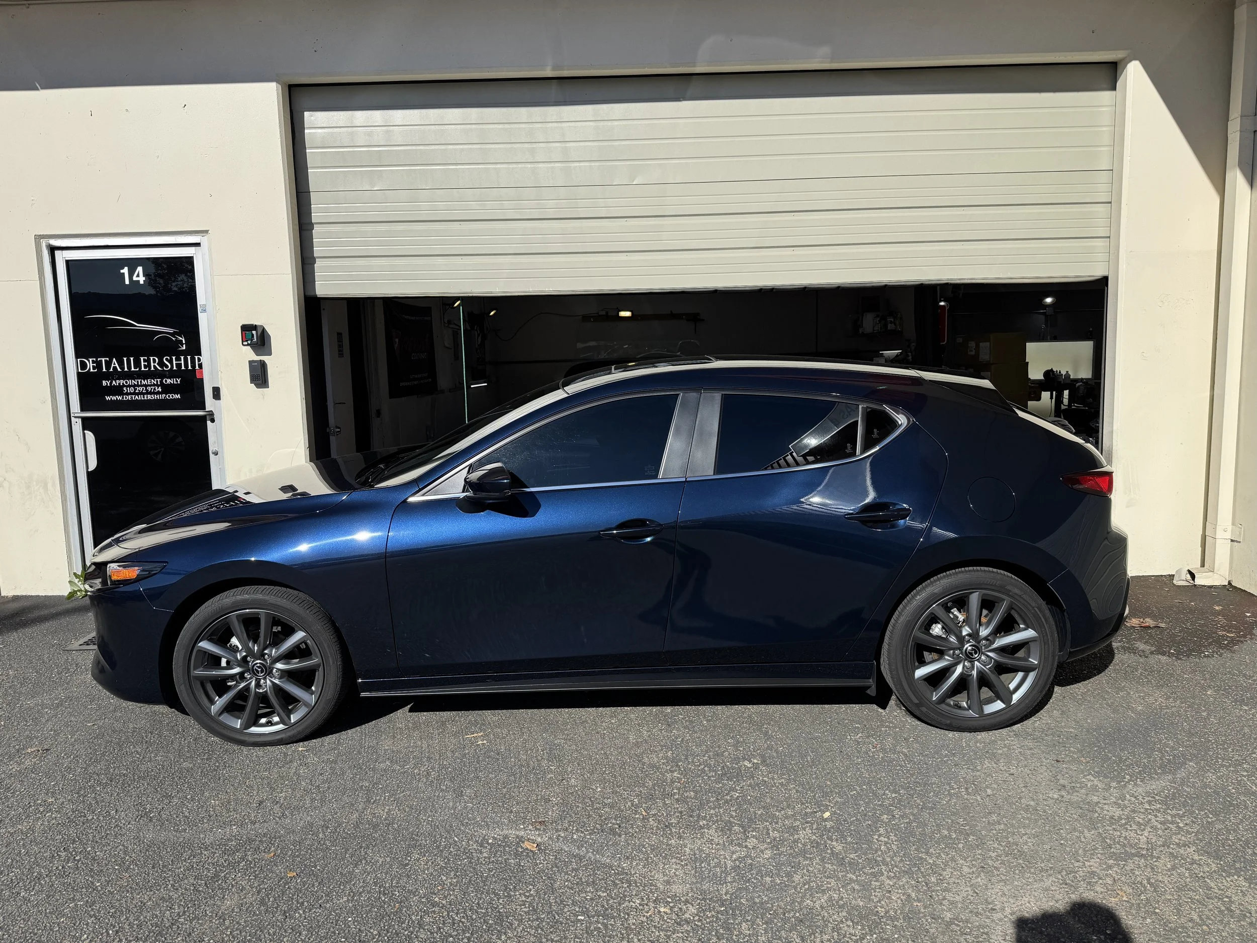 2024 Mazda 3 Hatchback (Deep Crystal Blue Mica)