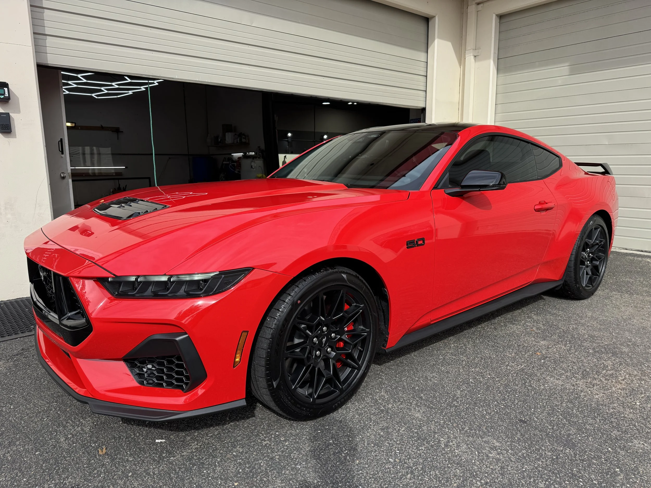 2025 Ford Mustang (Race Red)