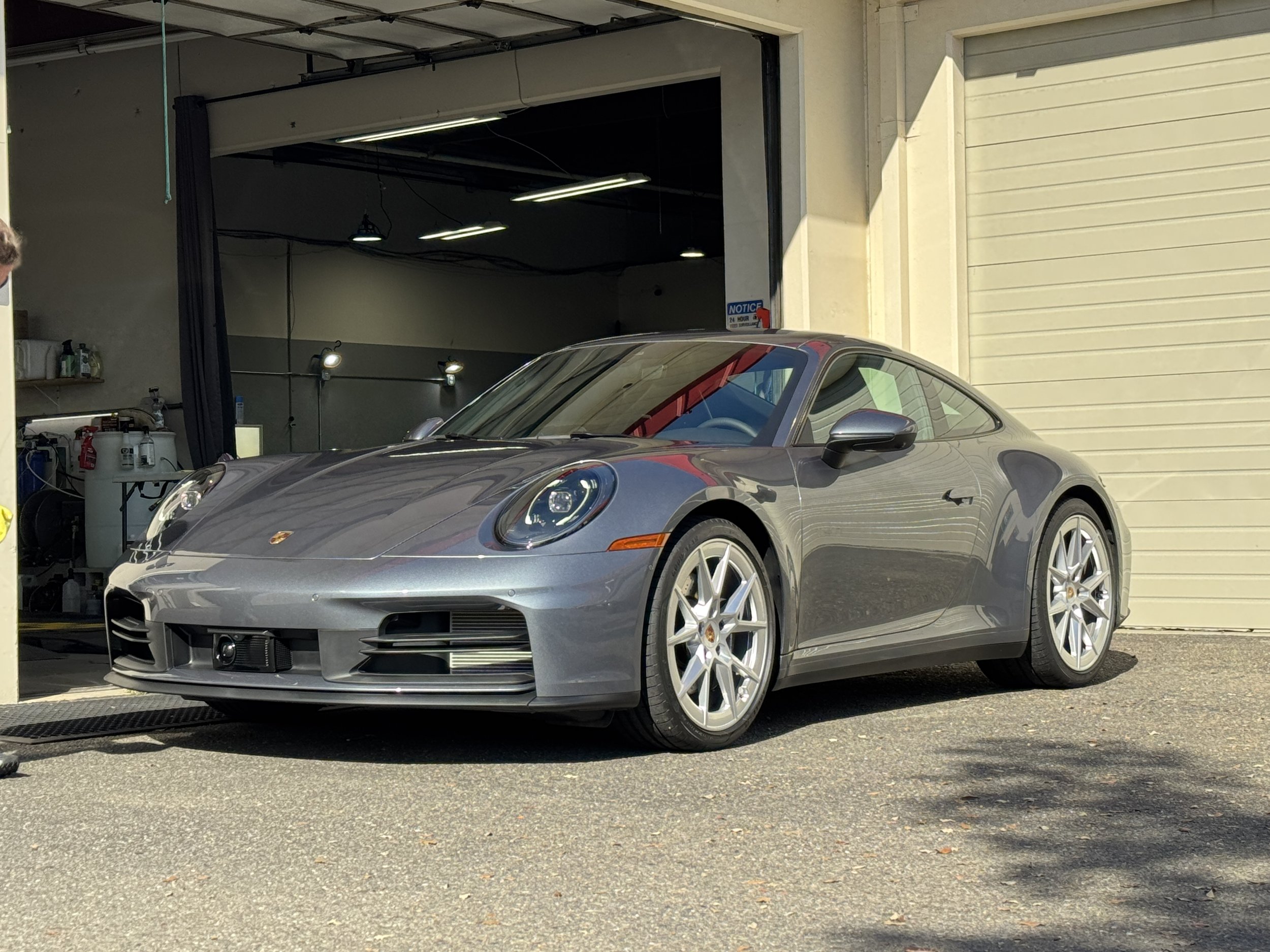 2025 Porsche 911 992 Carrera (Vanadium Grey)