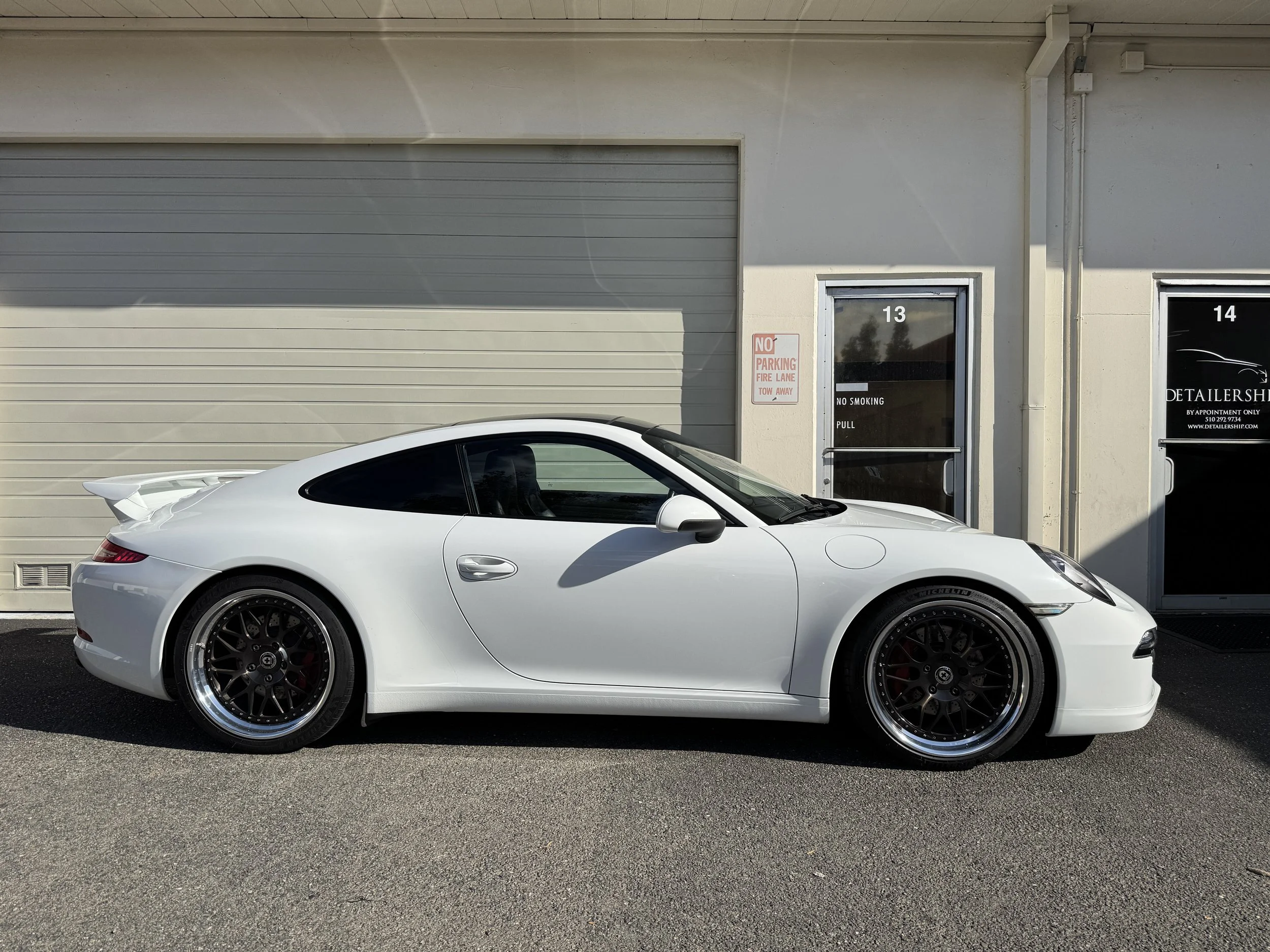 2012 Porsche 911 Carrera (White)