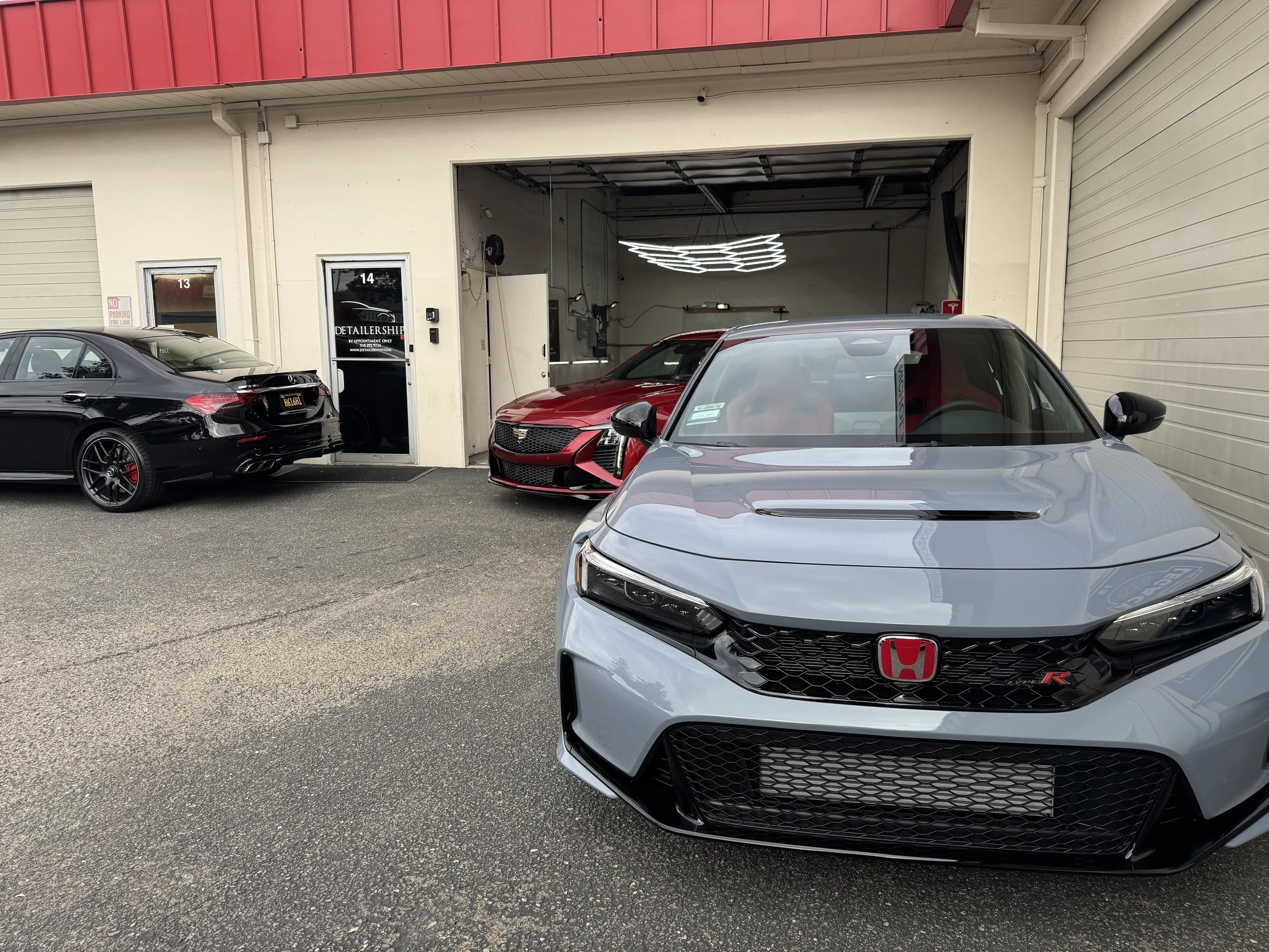 2025 Honda Civic Type R (Sonic Grey)