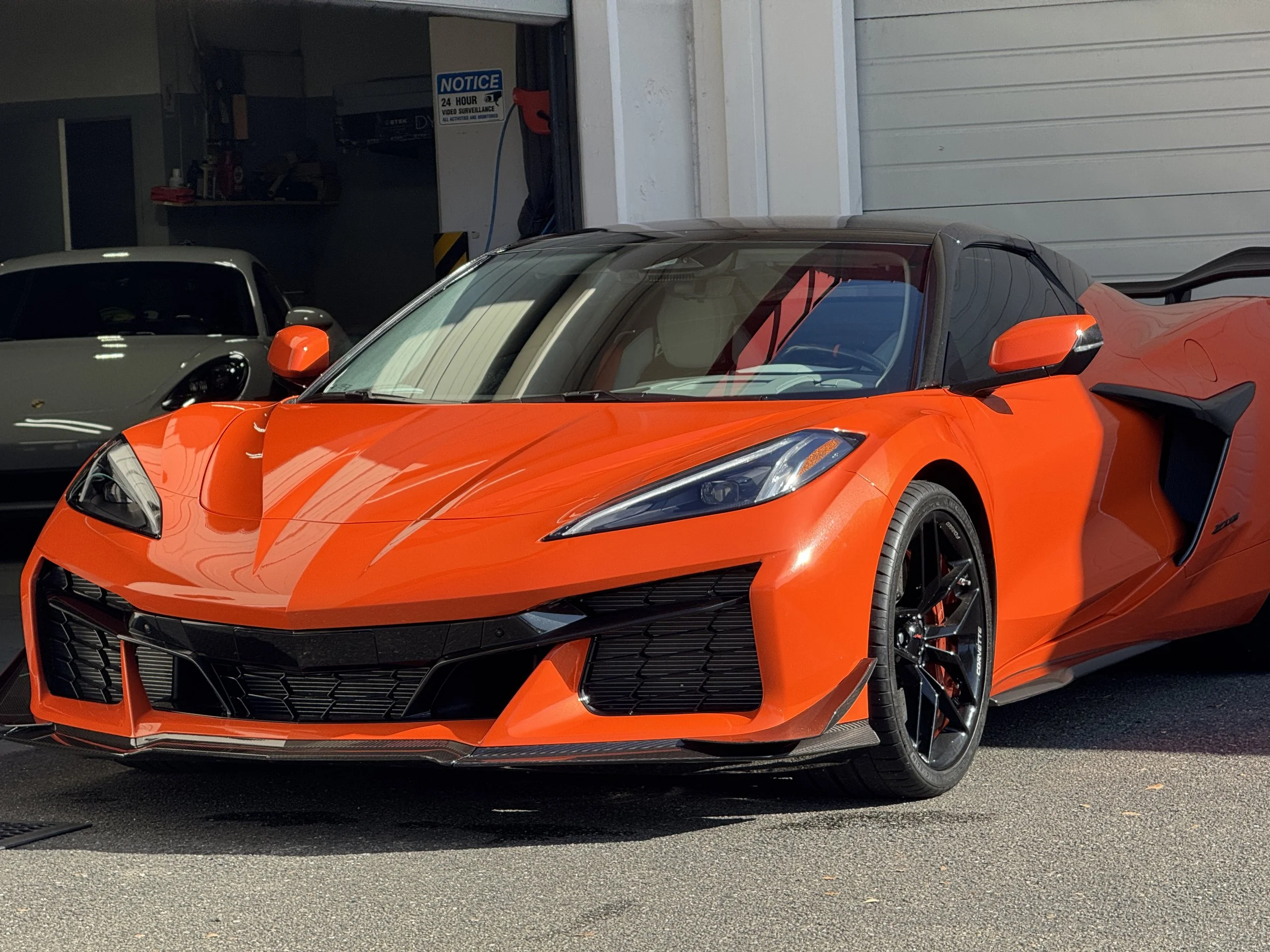 2025 Chevrolet Corvette Z06 Z07 (Sebring Orange Tintcoat)