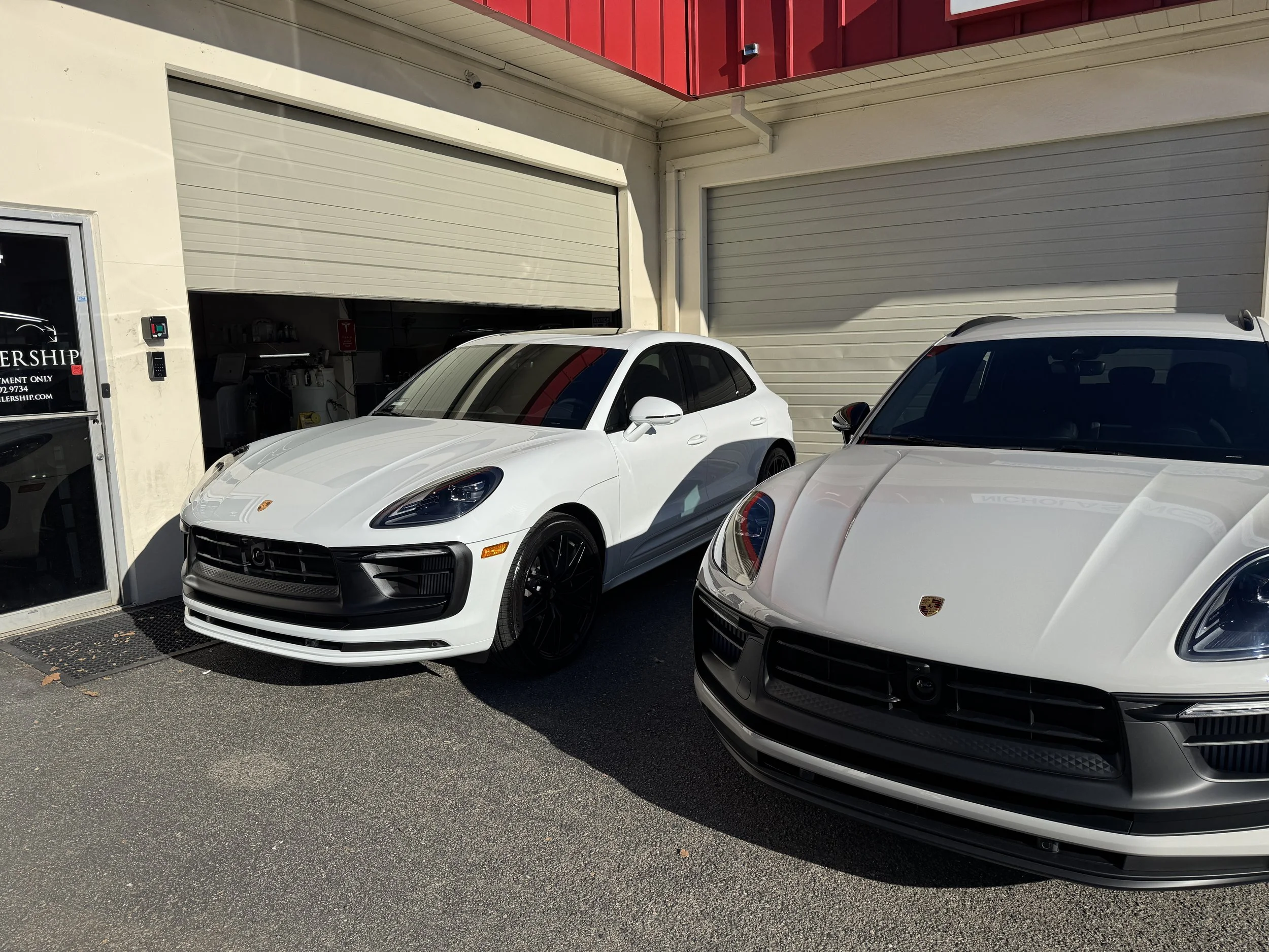 2025 Porsche Macan GTS (White) (Chalk)