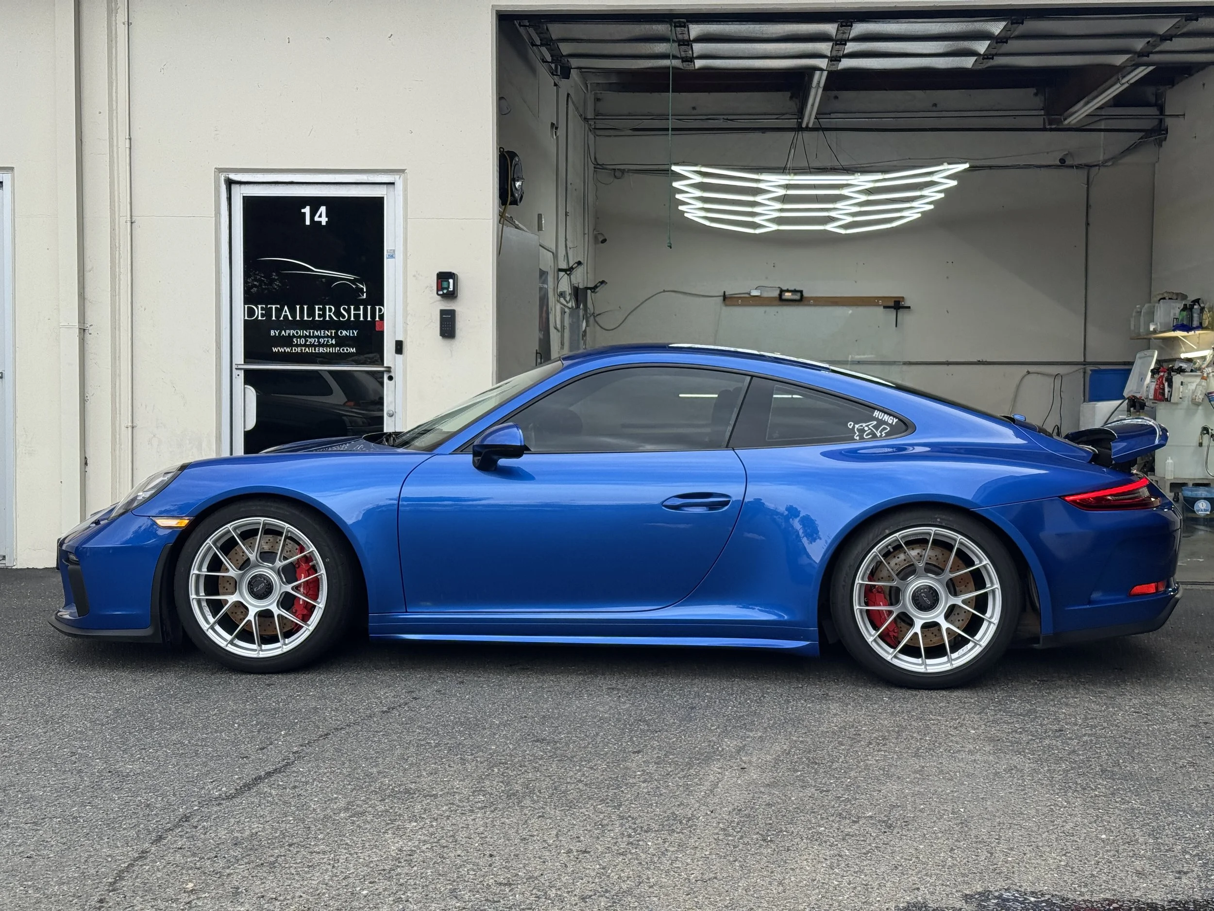 2018 Porsche GT3 Touring (Sapphire Blue)