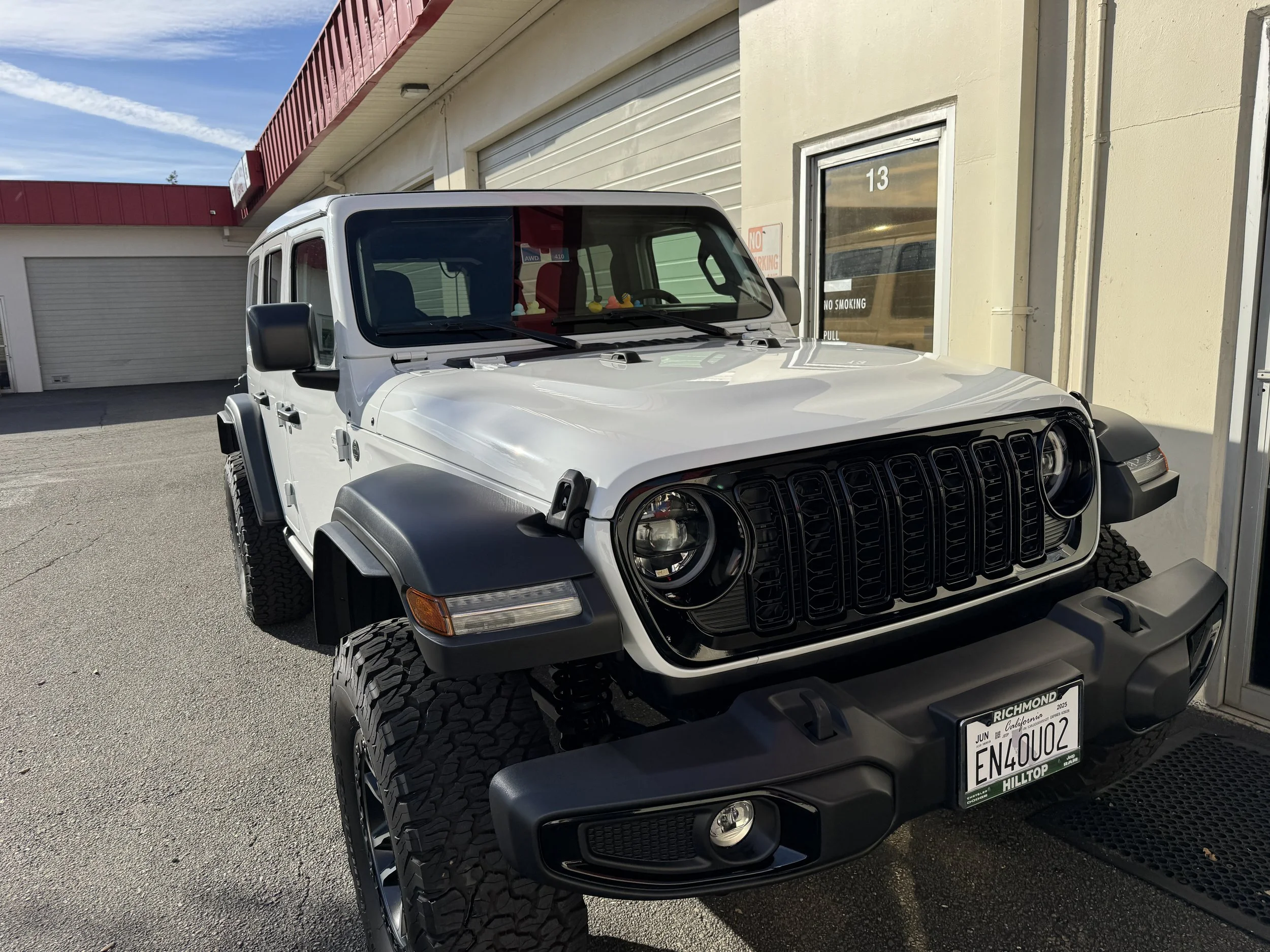 2026 Jeep Wrangler Willy (Bright White)