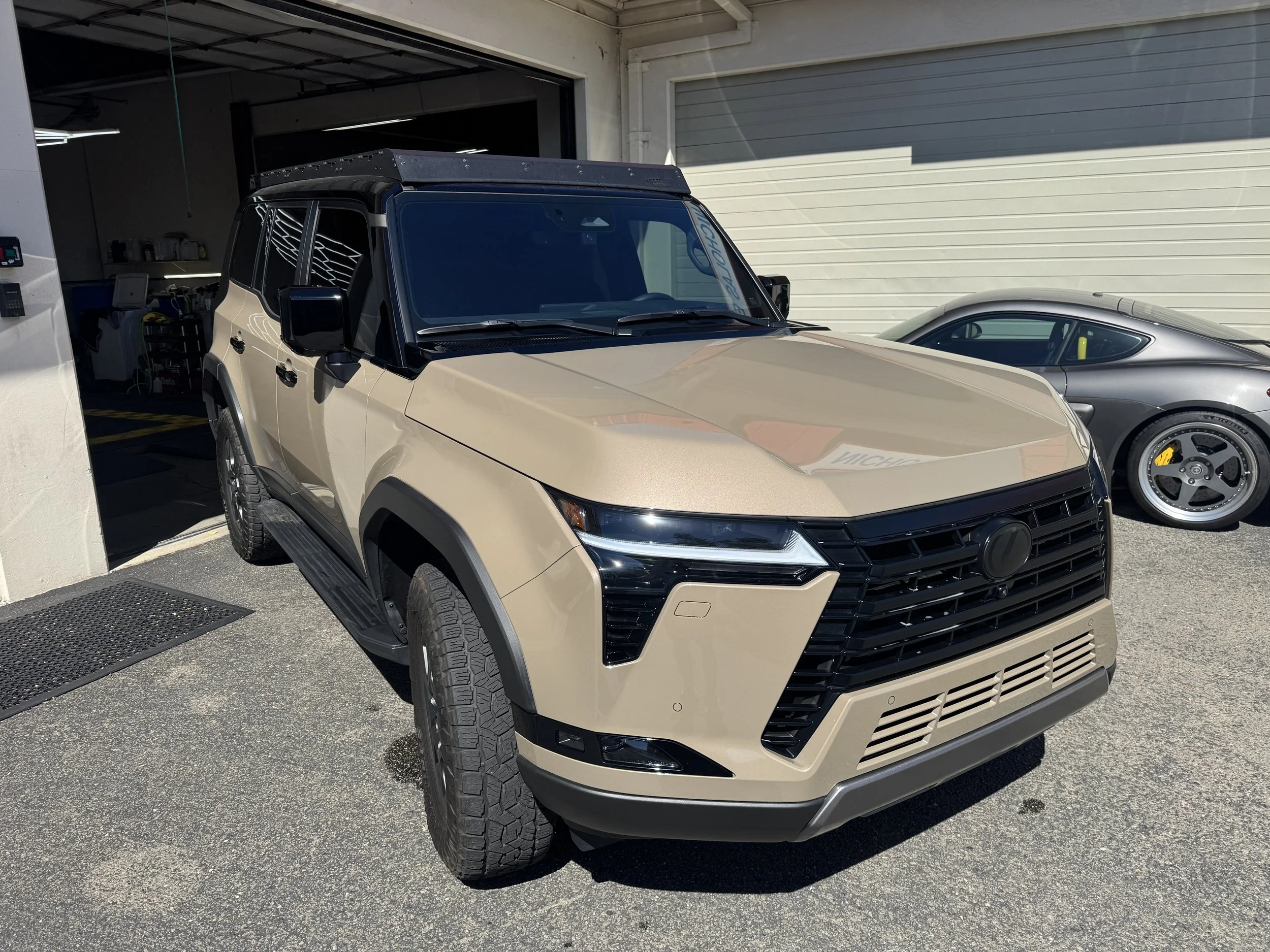 2025 Lexus GX550 Overtrail (Earth)