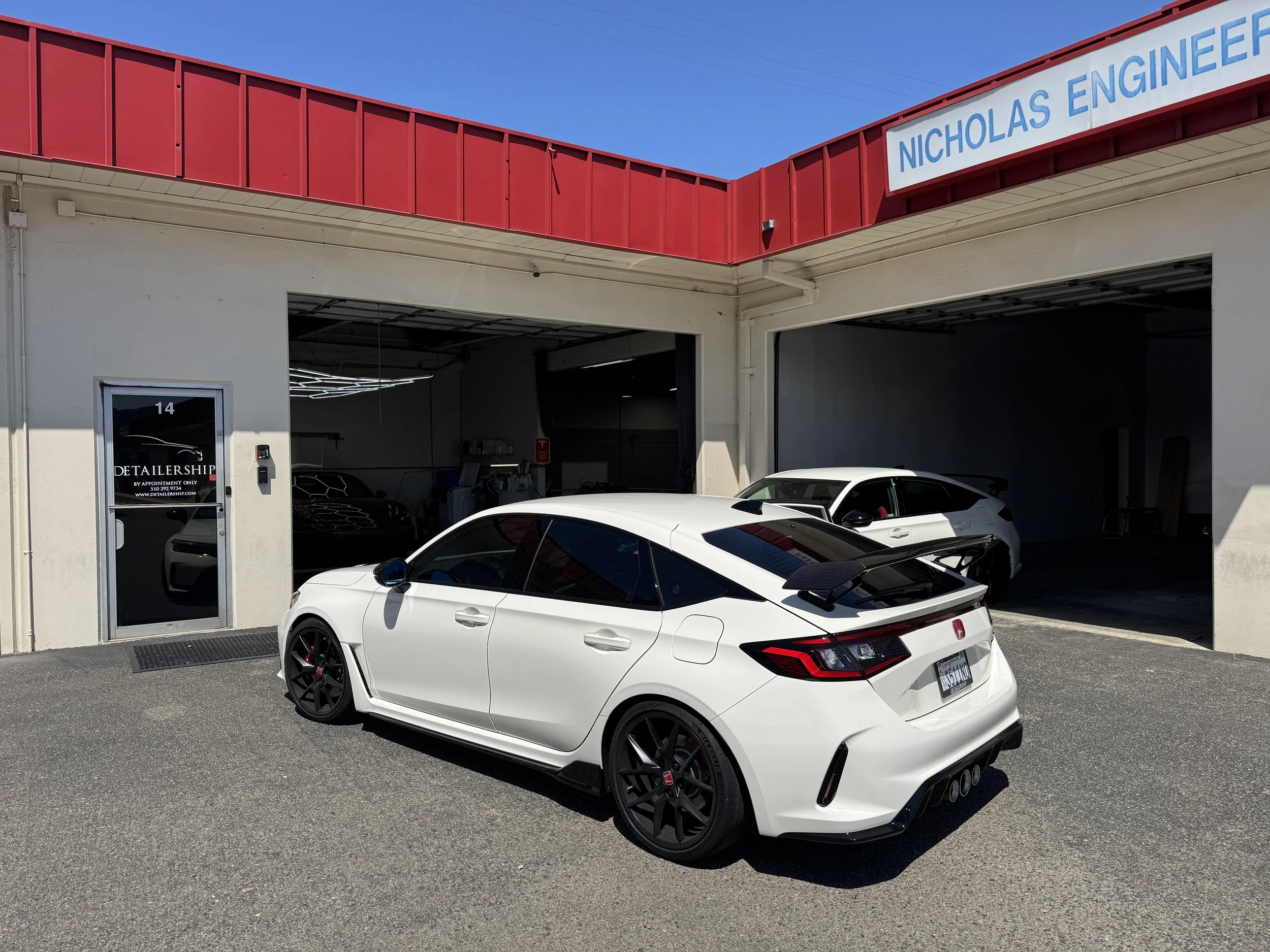 2026 Honda Civic Type R (Championship White)