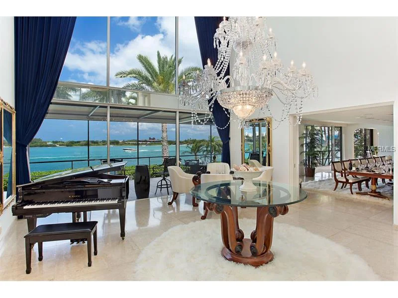 formal living 1 lido shores.jpg