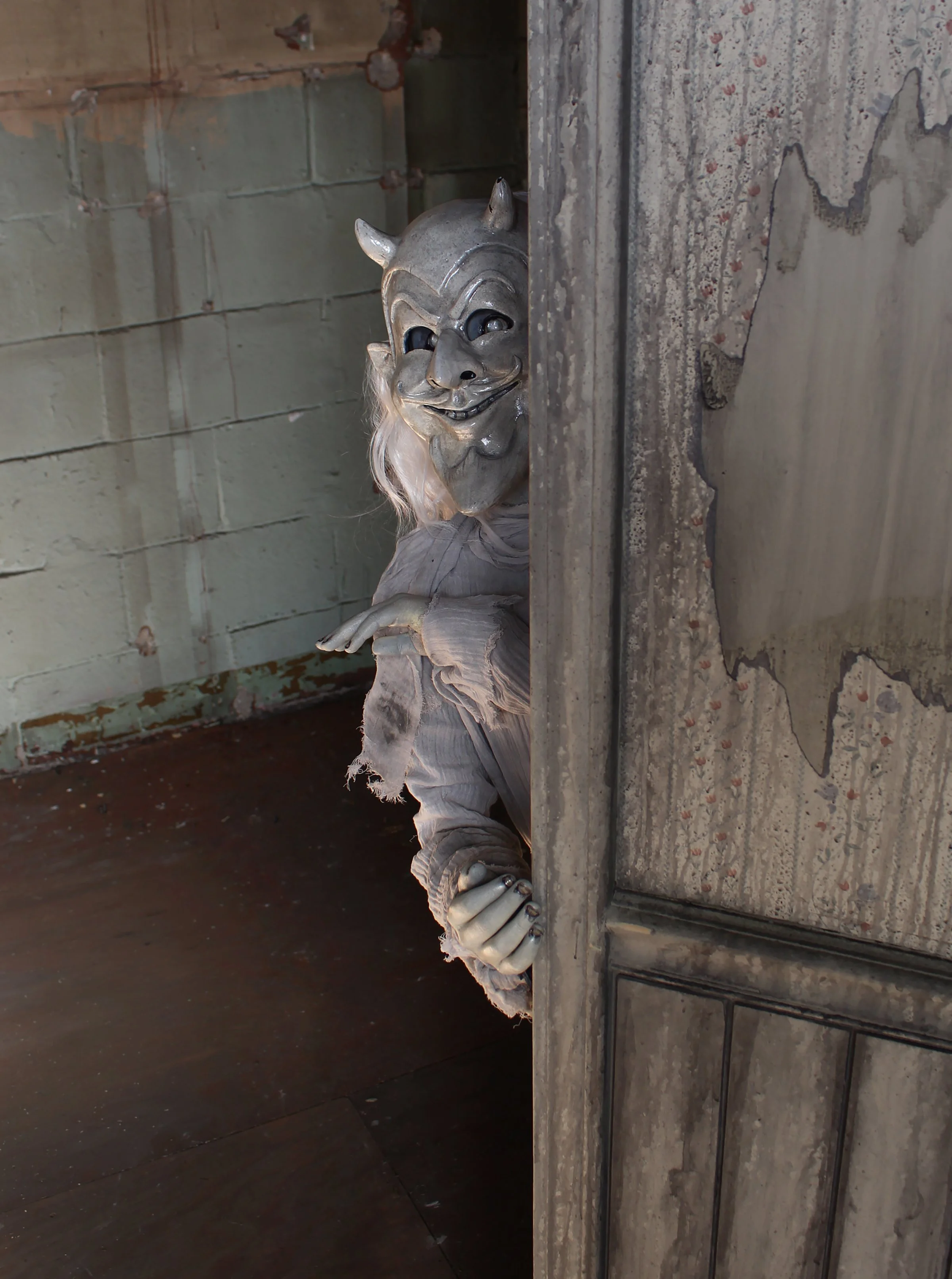 Devil Boy Peeker 6.jpg