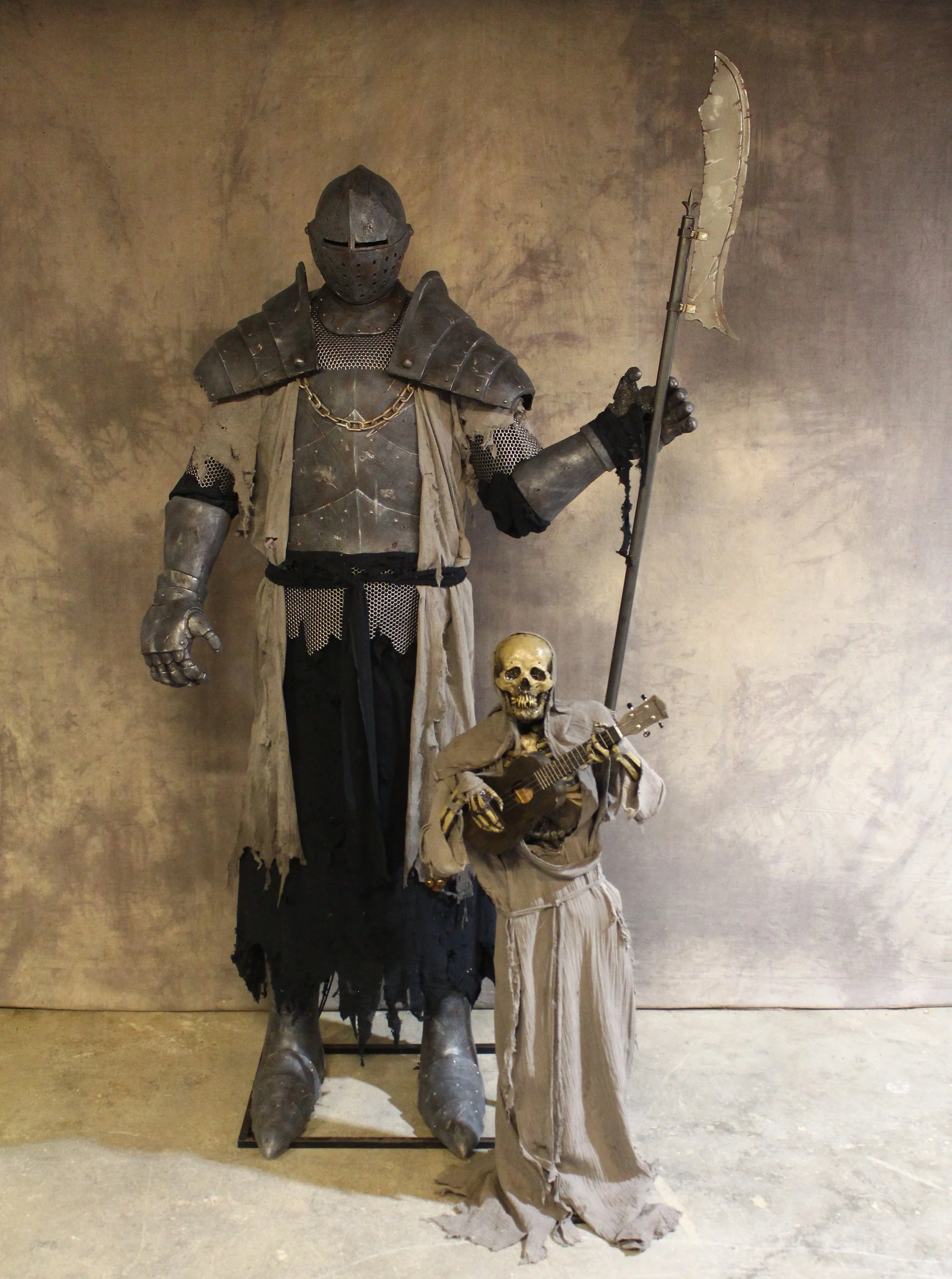 Colossal Knight 7.jpg