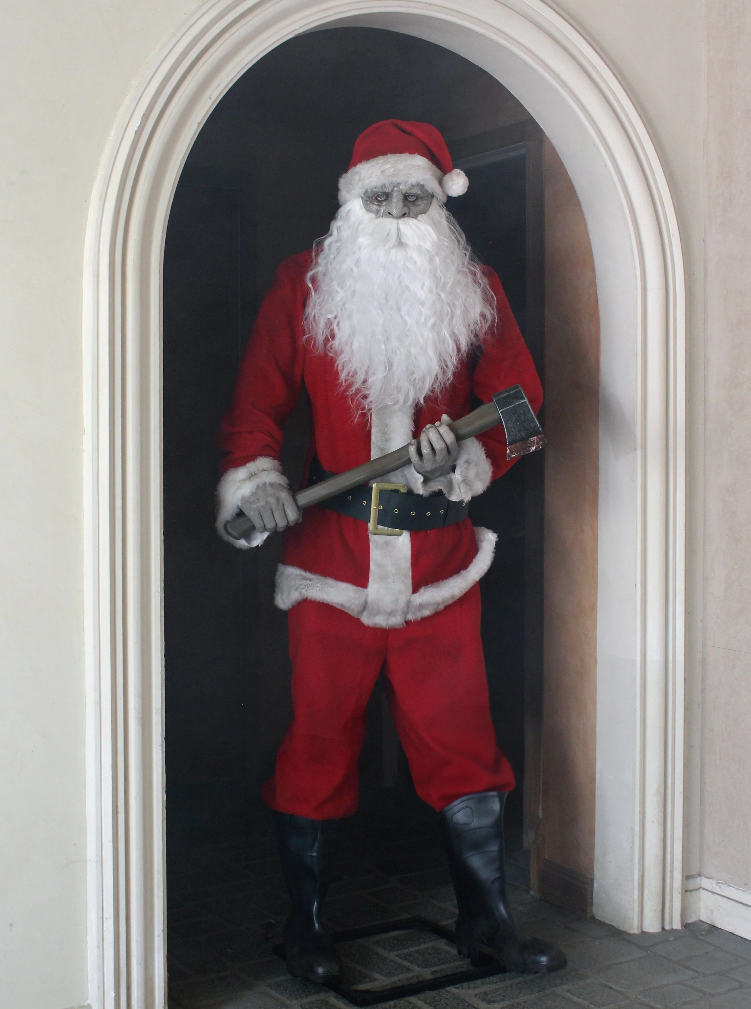 Axe Santa 2.jpg