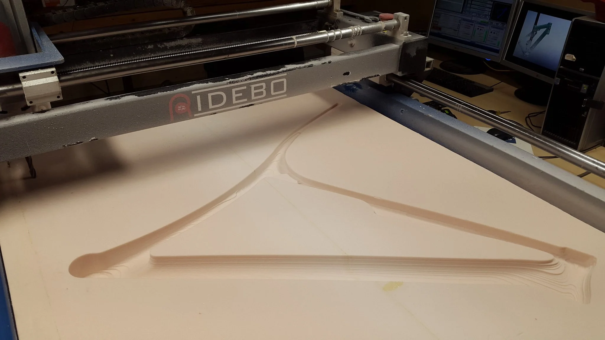 Router with foam.jpg