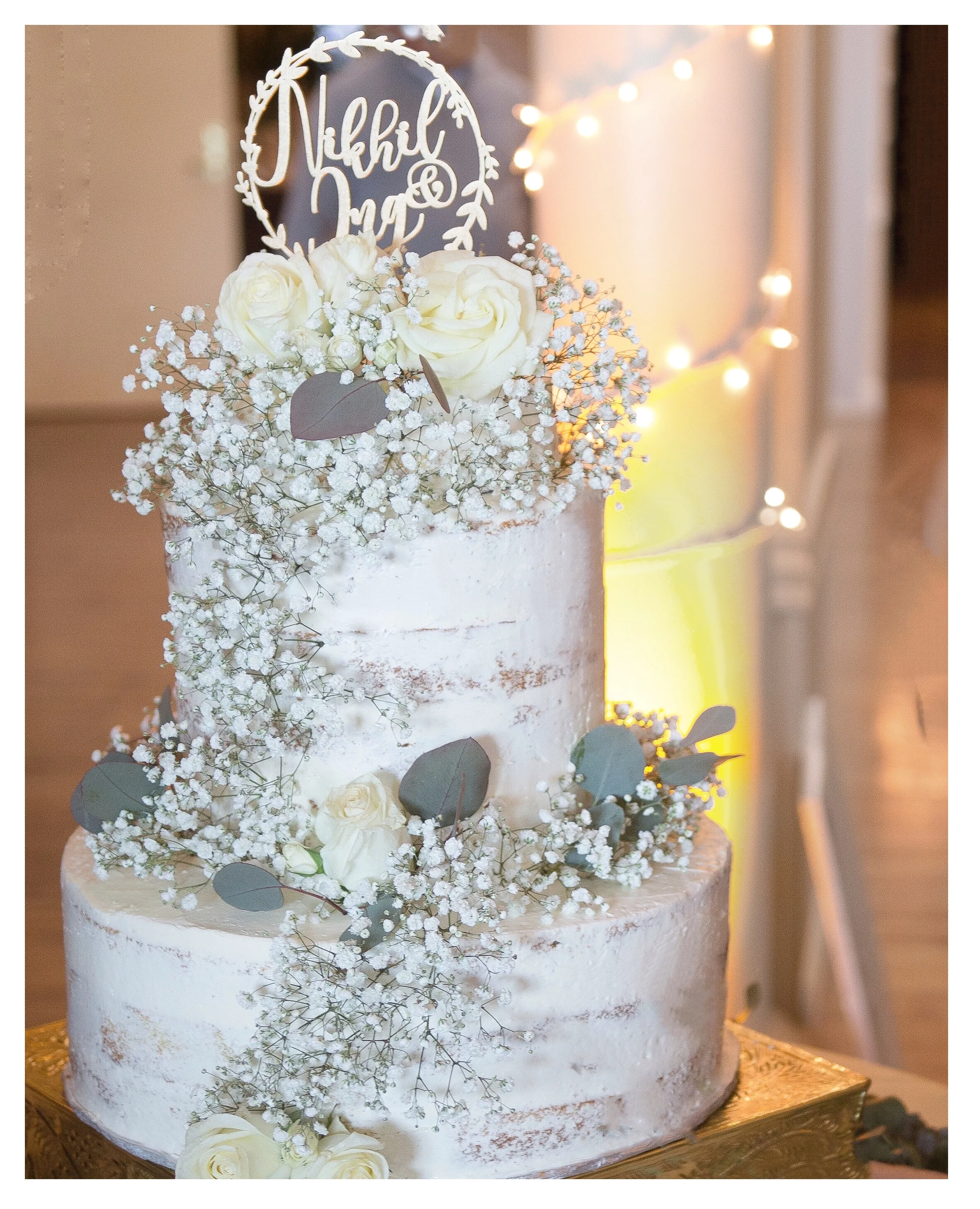 vanilla semi naked cake 