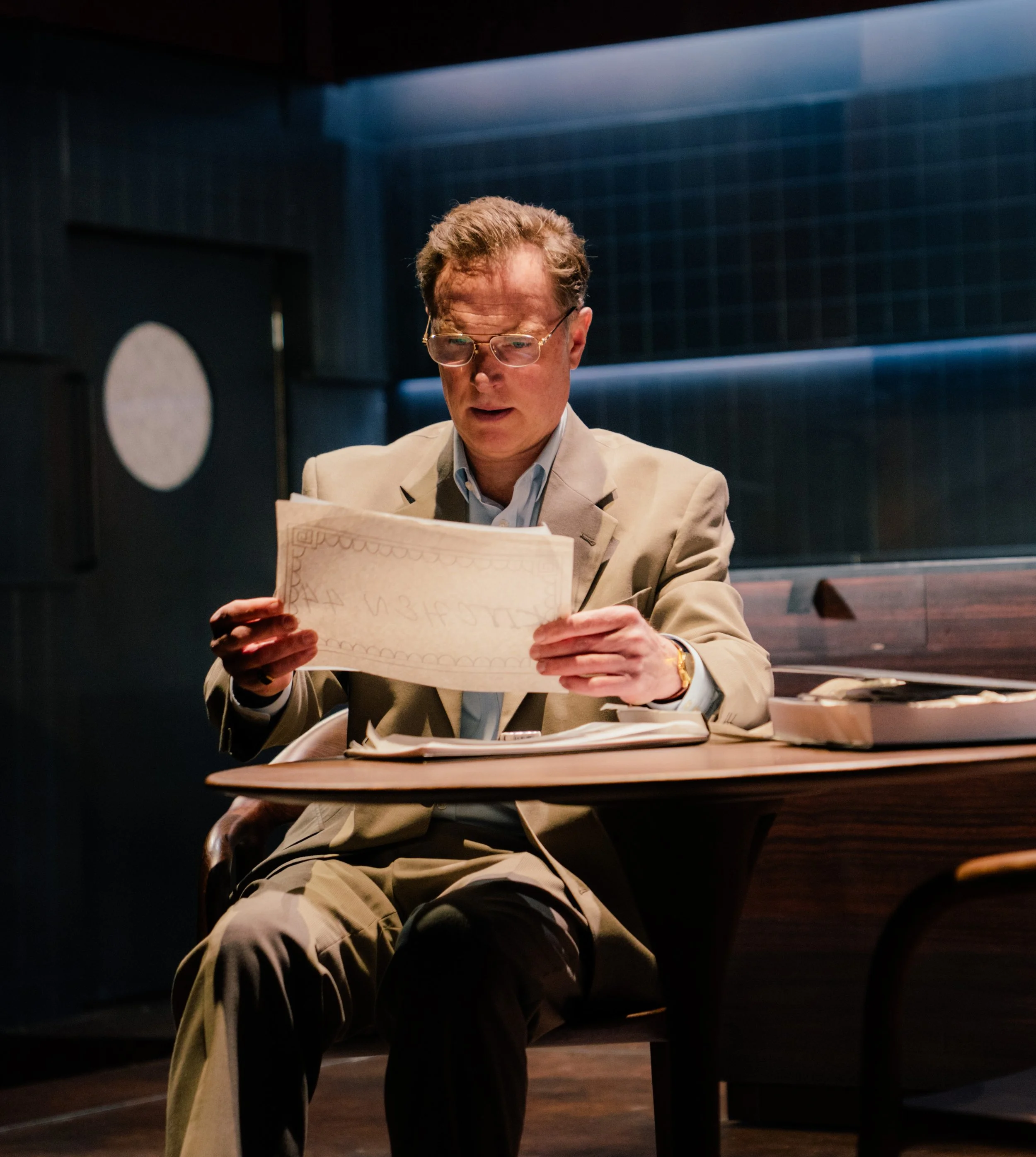 Dealer's Choice_Donmar Production_Helen Murray_2.jpg