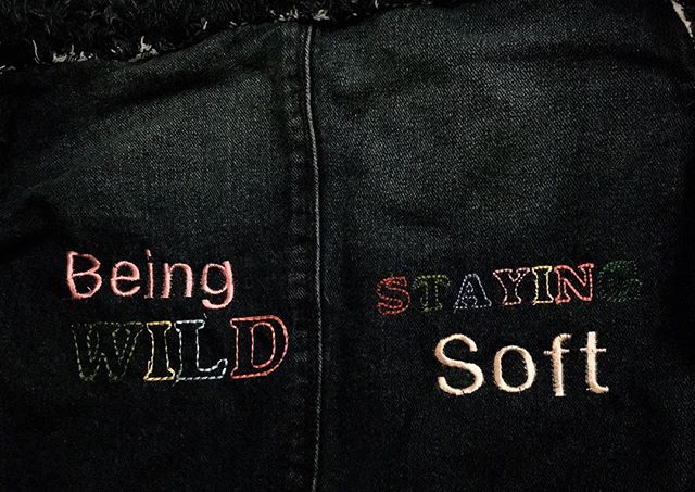 𝐇𝐮𝐦𝐚𝐧𝐊𝐢𝐧𝐝 — be both.
Creating is my Therapy 🤓 — Trying my hands on #brothersewingmachine 🌸 #embroidery #colorsneverbotheredmeanyway #wordplay #designer #artoninstagram #foodforheartandsoul